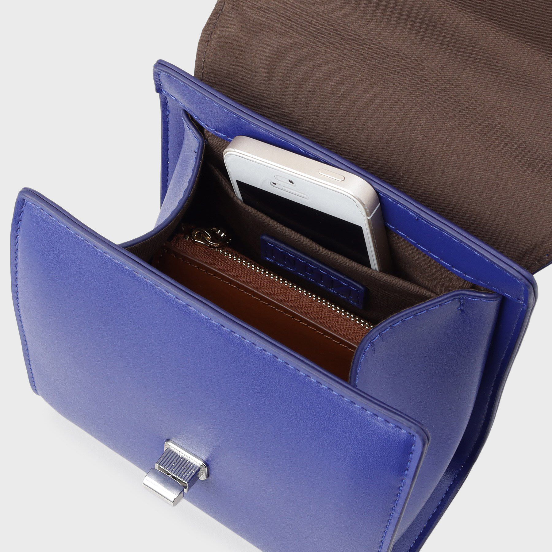 INDIVI「ミニスクエアショルダー」|ショルダー・メッセンジャー|