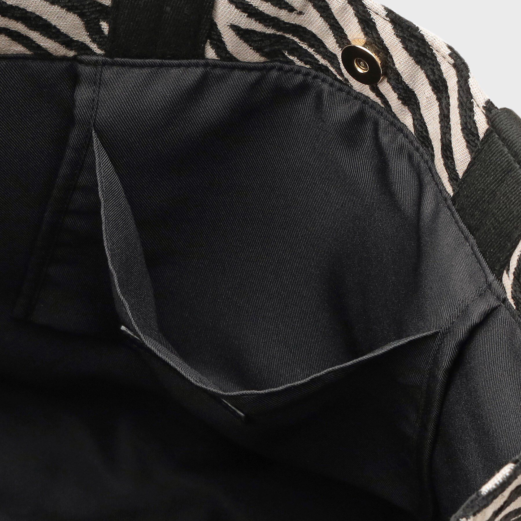 INDIVI「【選べる柄バリエ】スクエアトートバッグ」|トートバッグ|