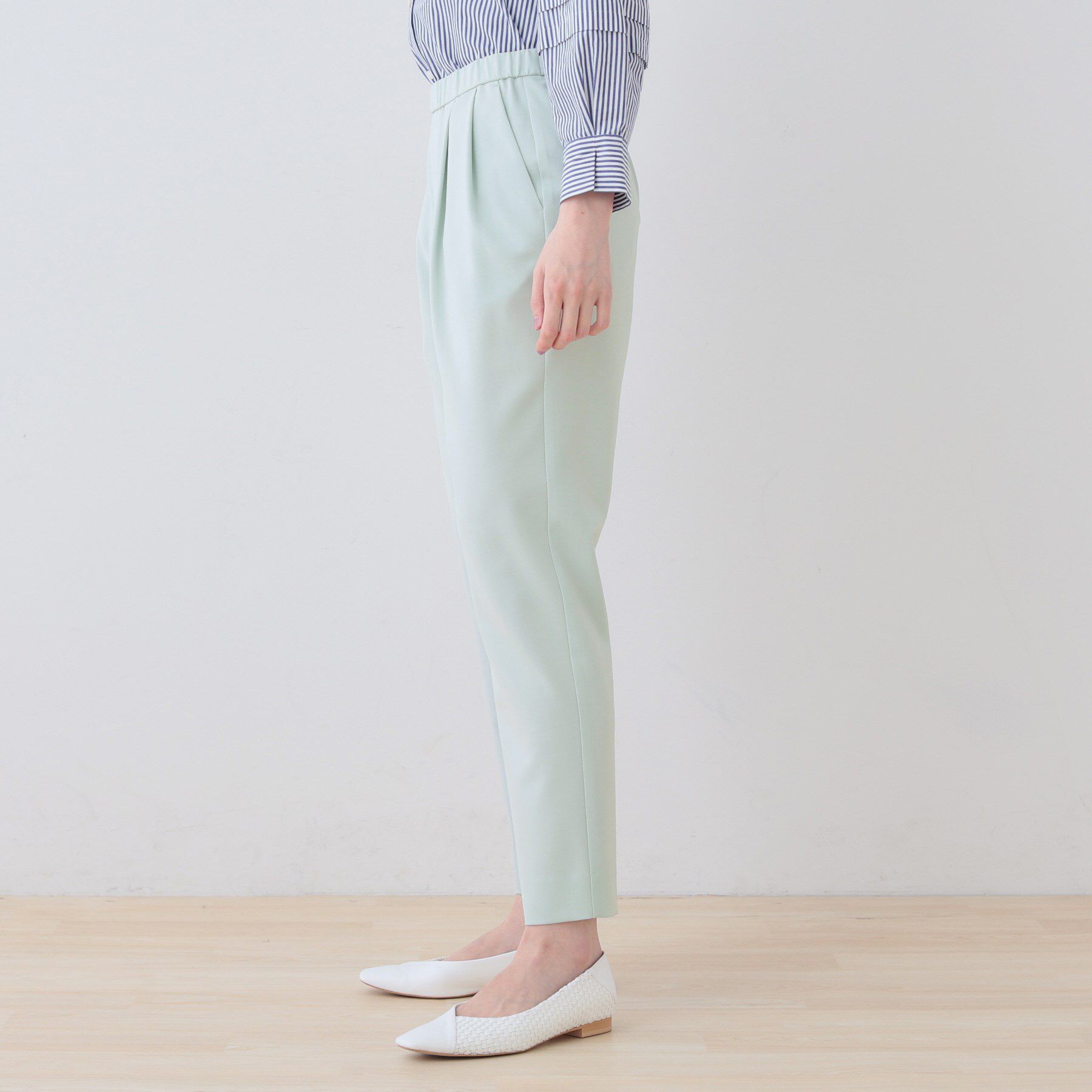 INDIVI「【洗える／ストレッチ】タックテーパードパンツ」|その他|