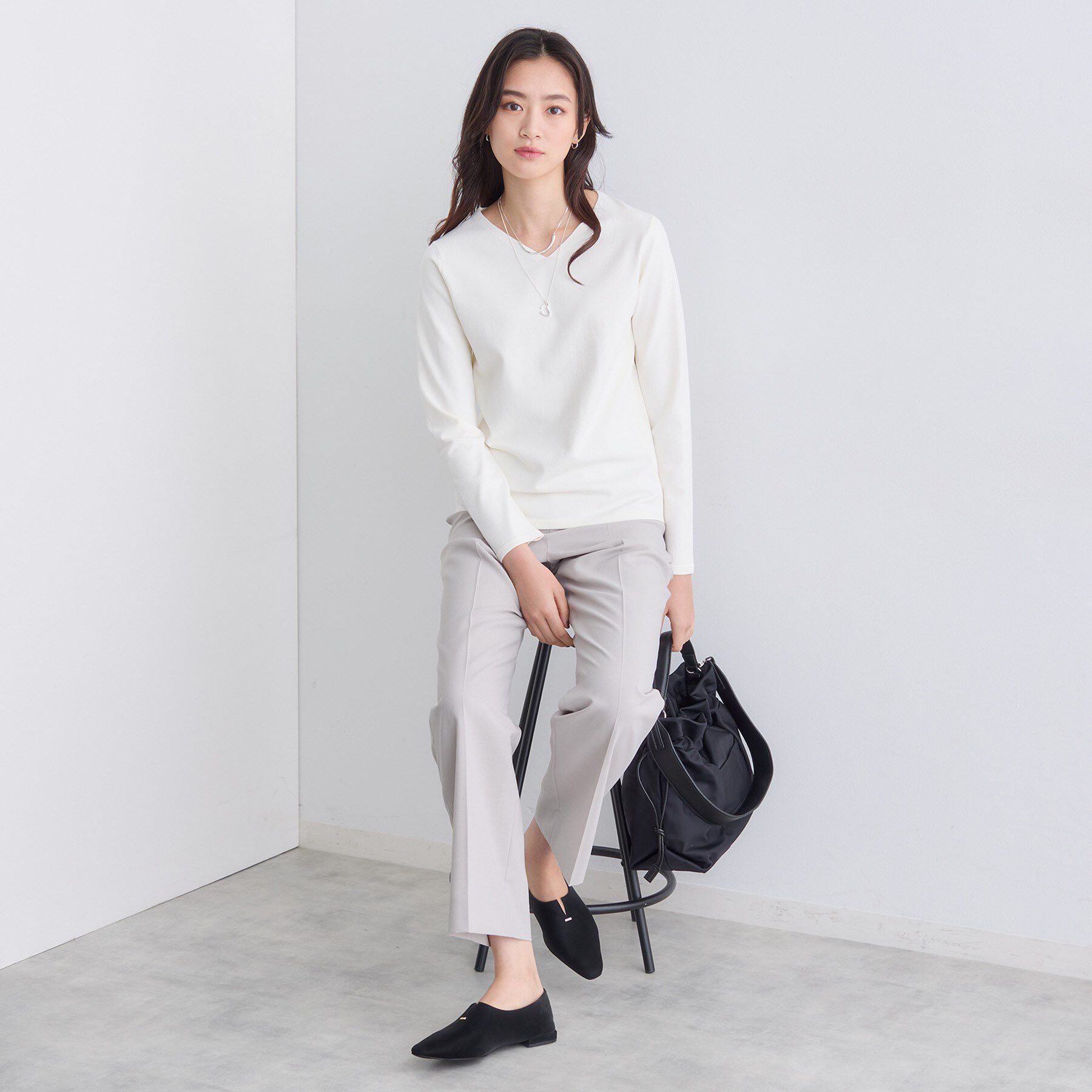 INDIVI「【洗える】Vネックコンパクトニット」|ニット・セーター|