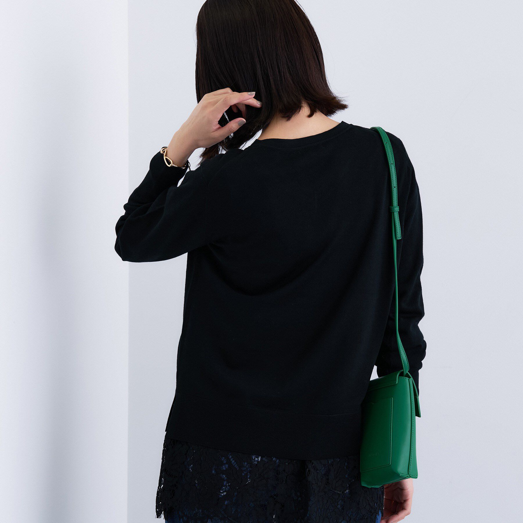 INDIVI「【洗える／毛玉になりにくい】エクストラファインウール Vネックニット」|ニット・セーター|