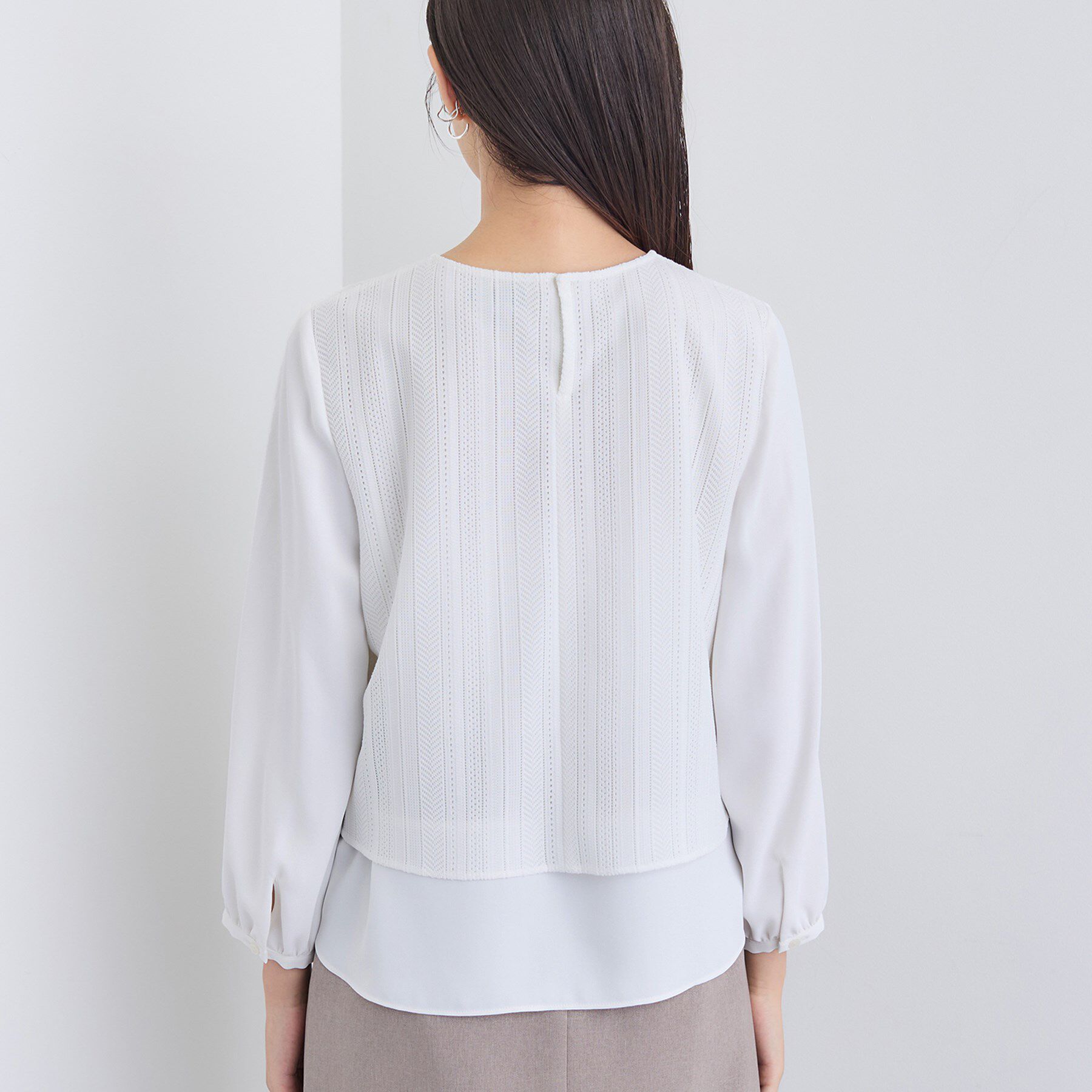 INDIVI「【オフィス／きれいめ】2WAYレース切り替えブラウス」|シャツ・ブラウス|