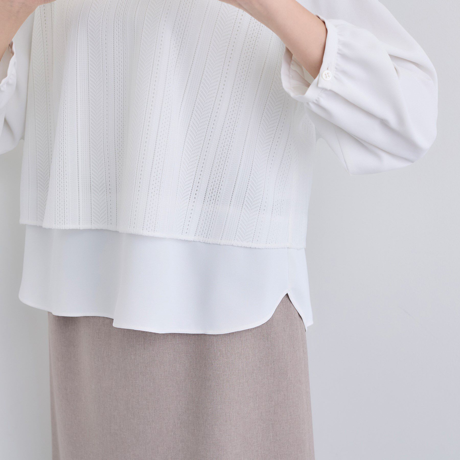 INDIVI「【オフィス／きれいめ】2WAYレース切り替えブラウス」|シャツ・ブラウス|