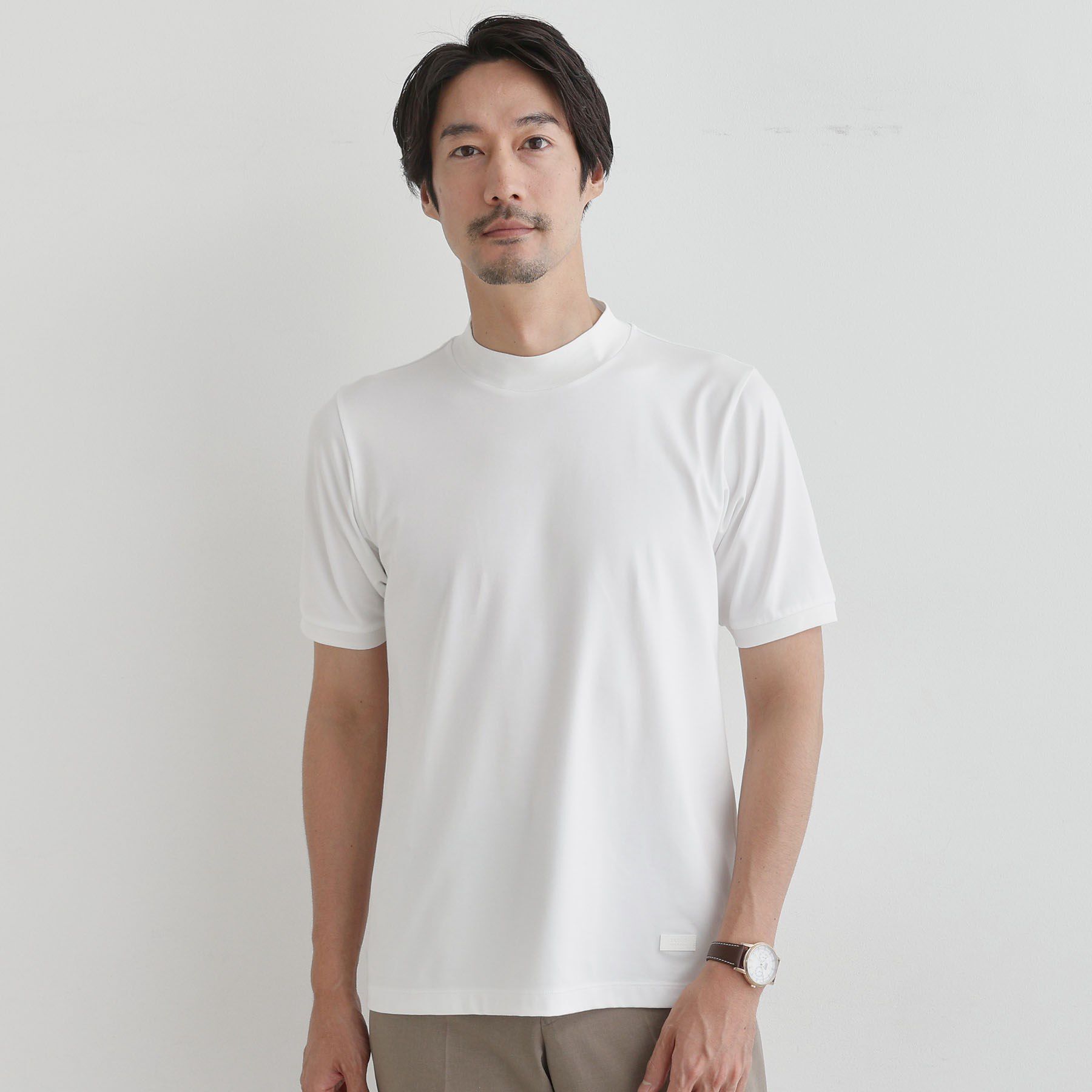 TAKEO KIKUCHI「【COOL CITY WEAR】インドライ天竺モックネック プルオーバー /吸汗速乾」|Tシャツ・カットソー|ホワイト(001)