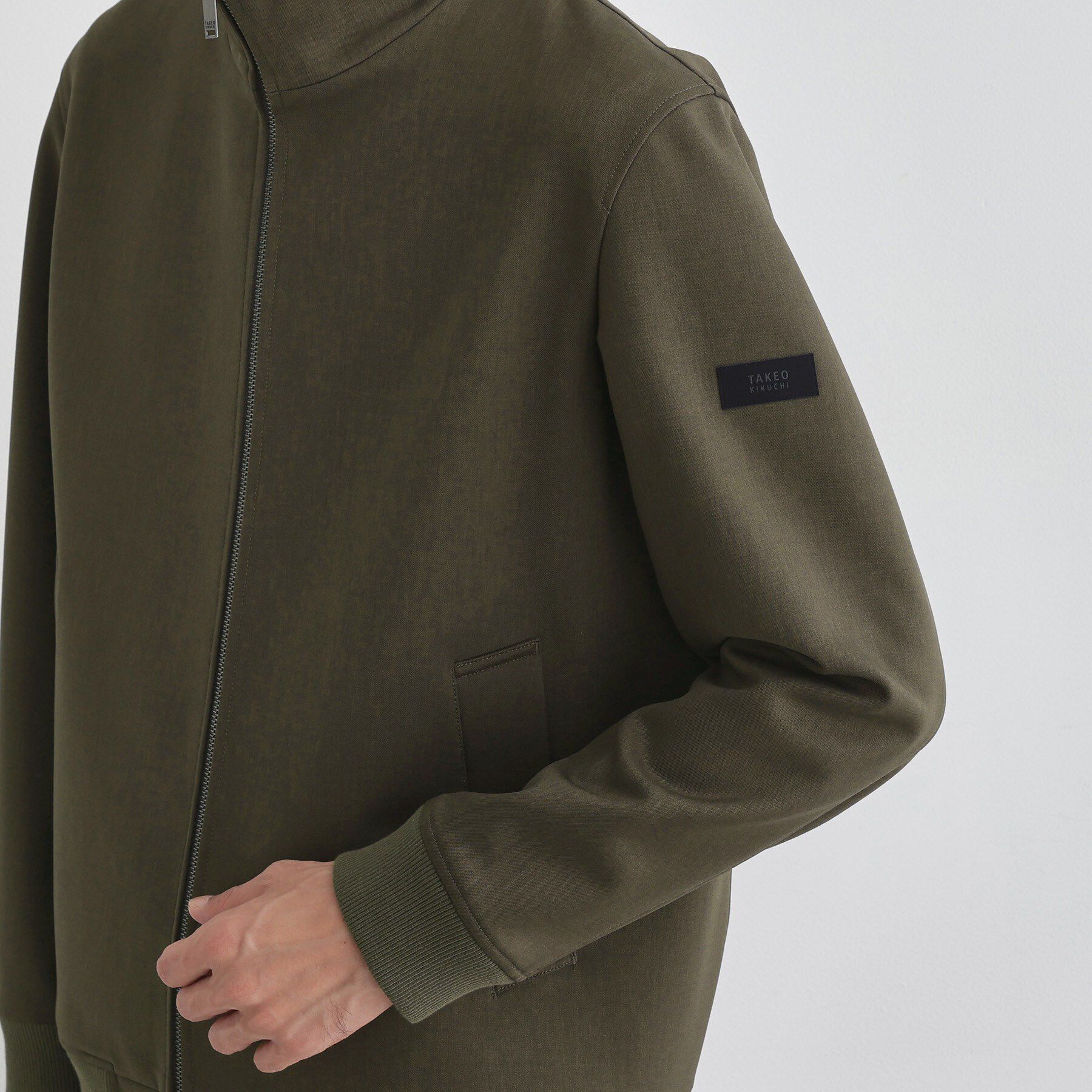 TAKEO KIKUCHI「【JUST ONE LAYER】ダウンファブリック ジップアップ リブ ブルゾン」|ブルゾン・スタジャン|