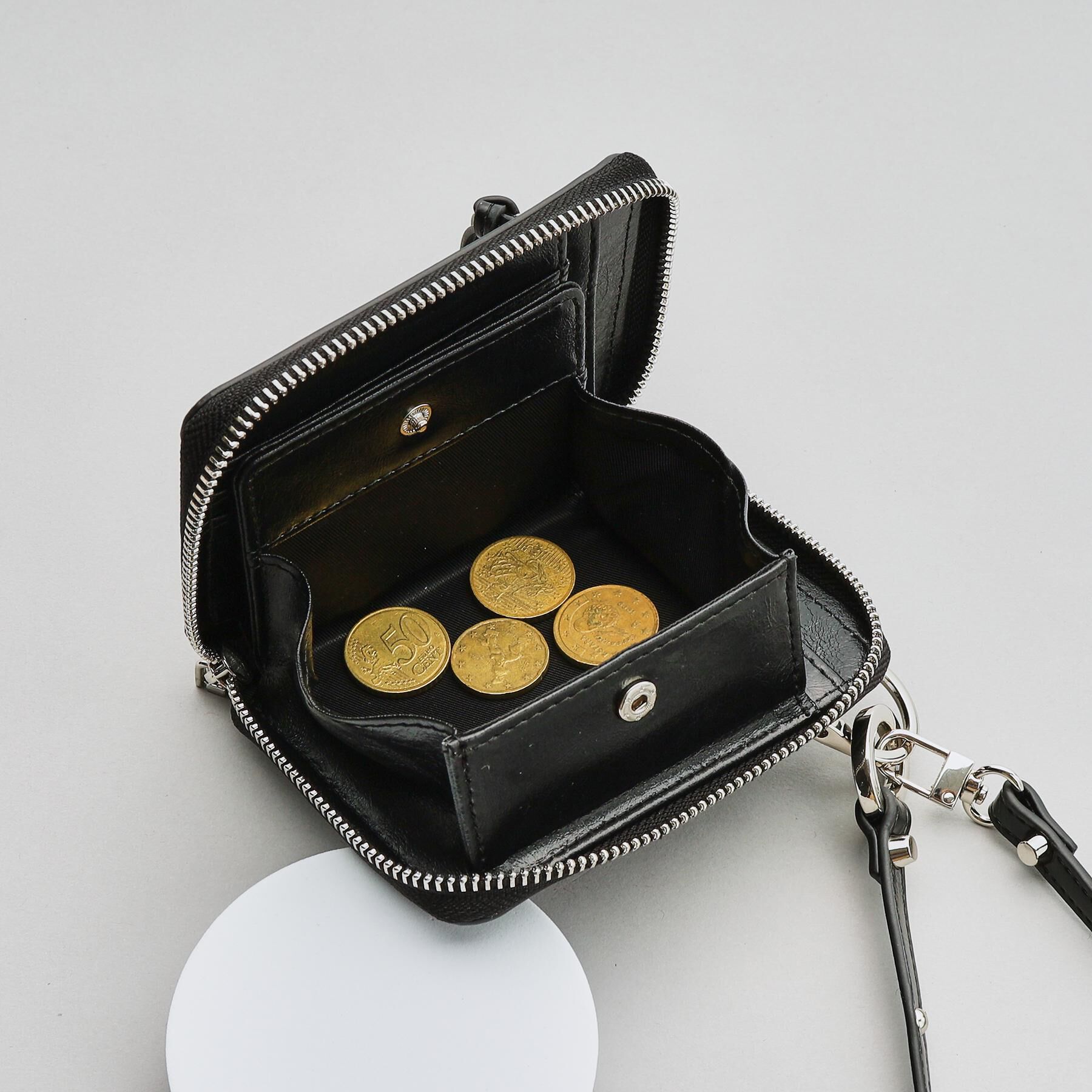 tk.TAKEO KIKUCHI「【FANCY SERIES】スタッズウォレット」|財布|