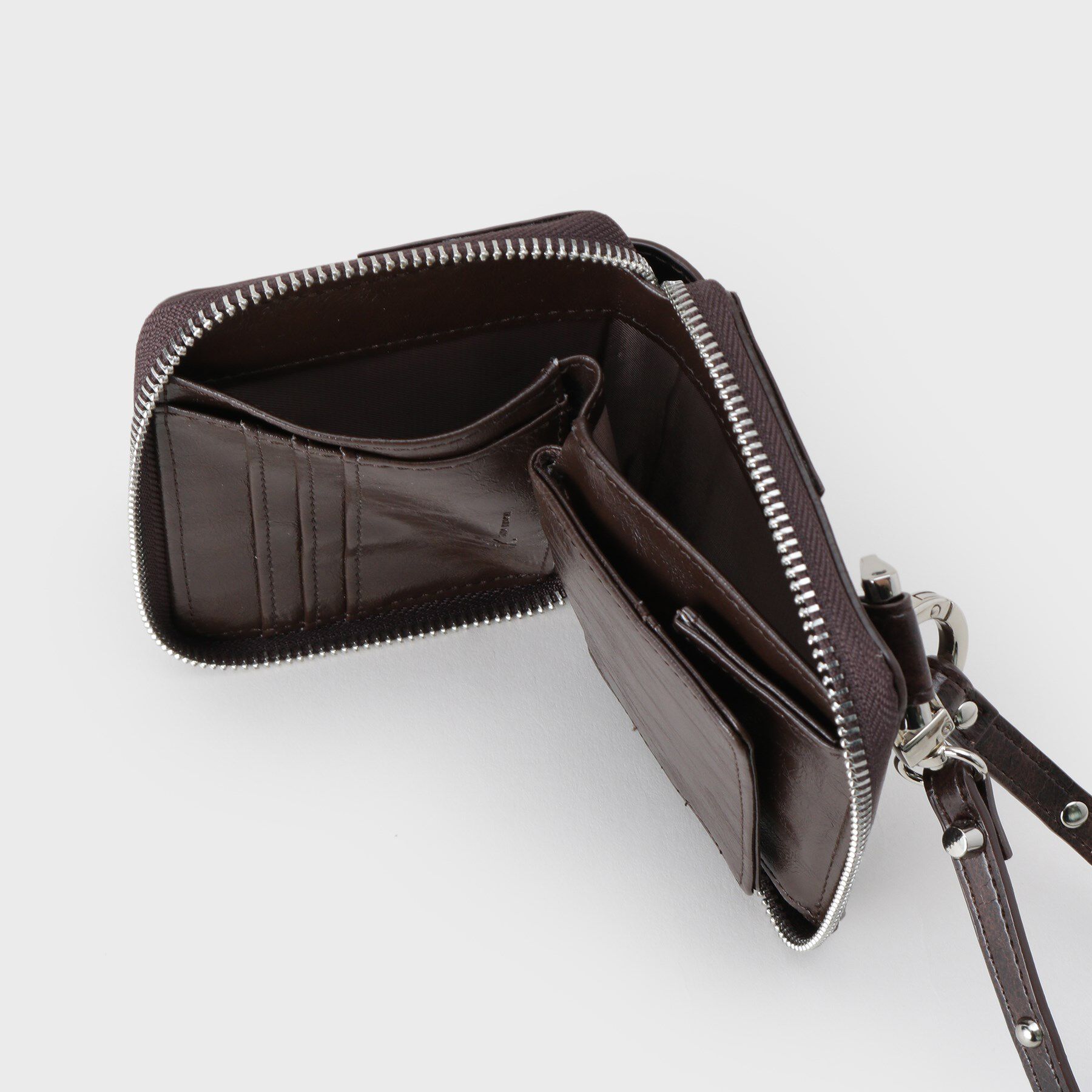 tk.TAKEO KIKUCHI「【FANCY SERIES】スタッズウォレット」|財布|