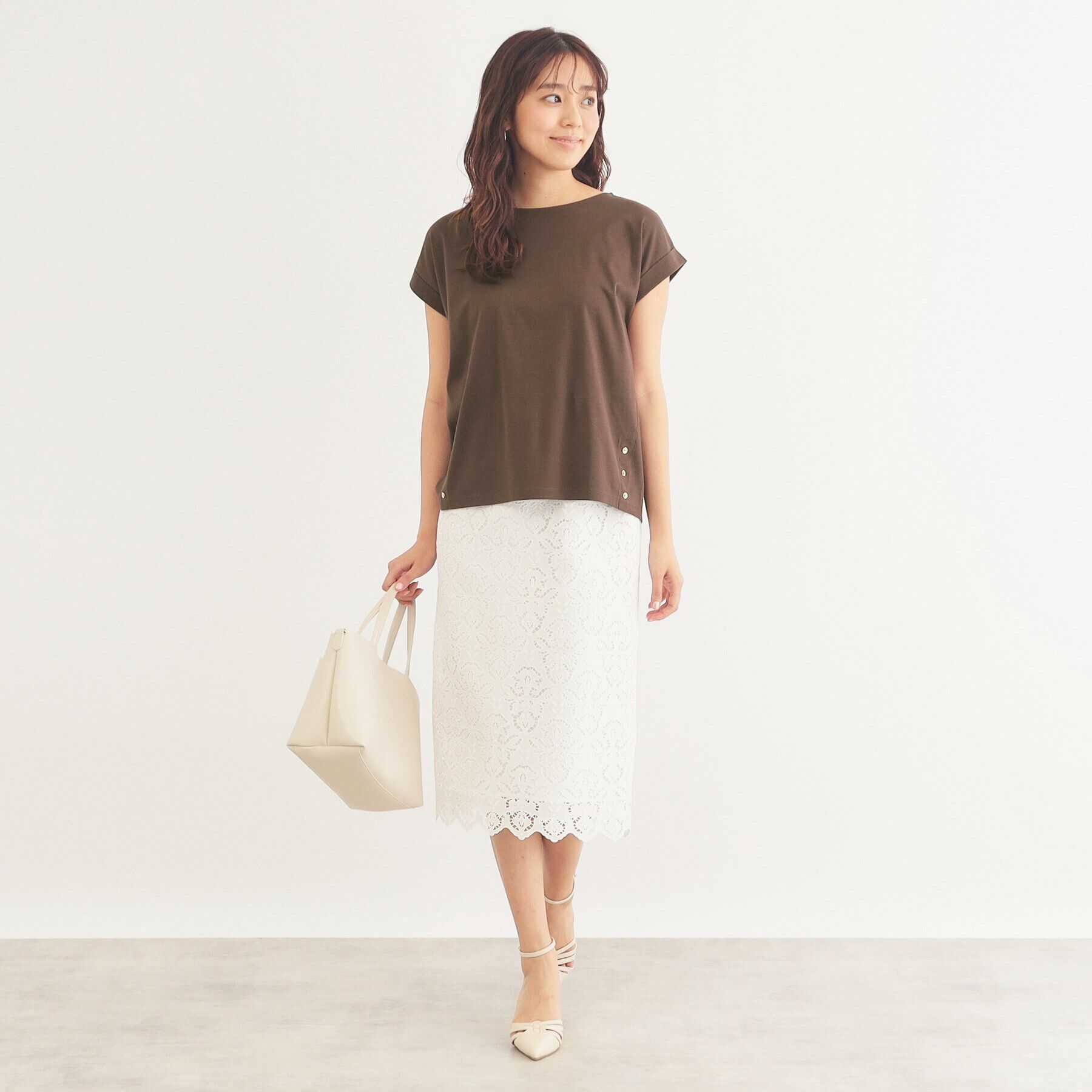 index「《5color》サイドボタン付き フレンチスリーブトップス【接触冷感/洗濯機洗い可】」|Tシャツ・カットソー|