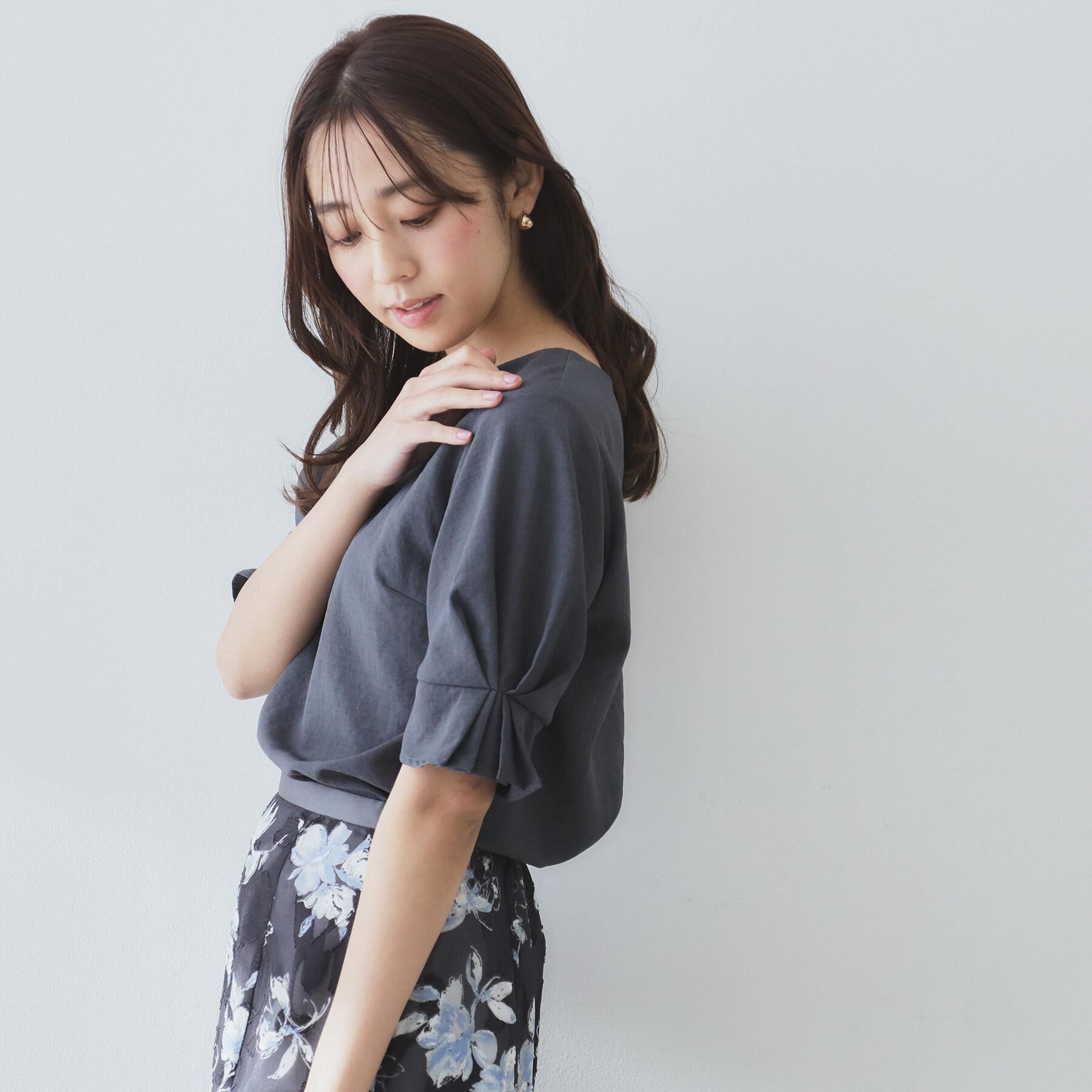 index「《8色展開/XS-LLサイズ》タックパフスリーブブラウス【洗濯機洗い可/吸水速乾/防シワ/抗ピル】」|シャツ・ブラウス|