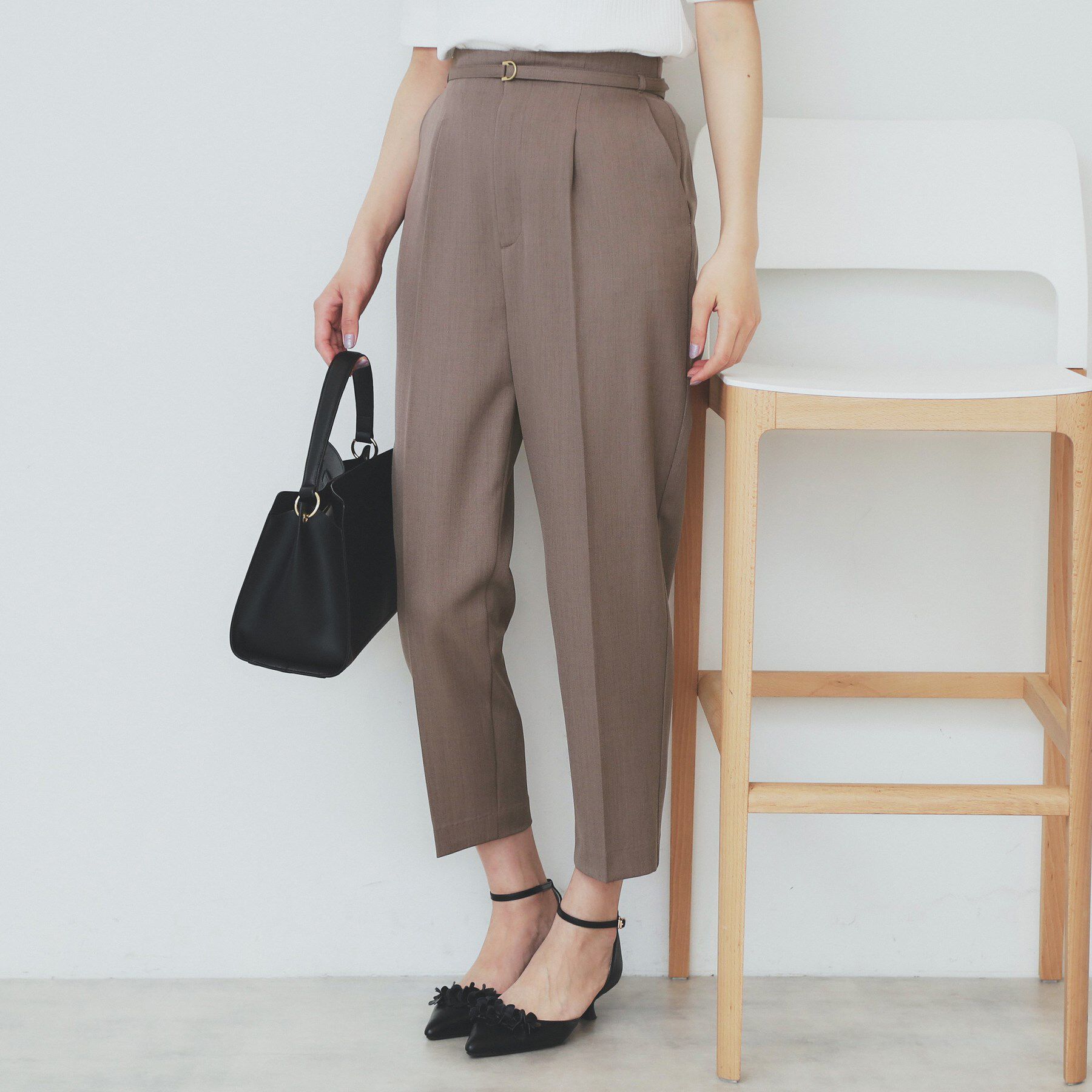 index「ストレッチテーパードパンツ【洗濯機洗い可/吸水速乾/防シワ】」|その他|モカブラウン(842