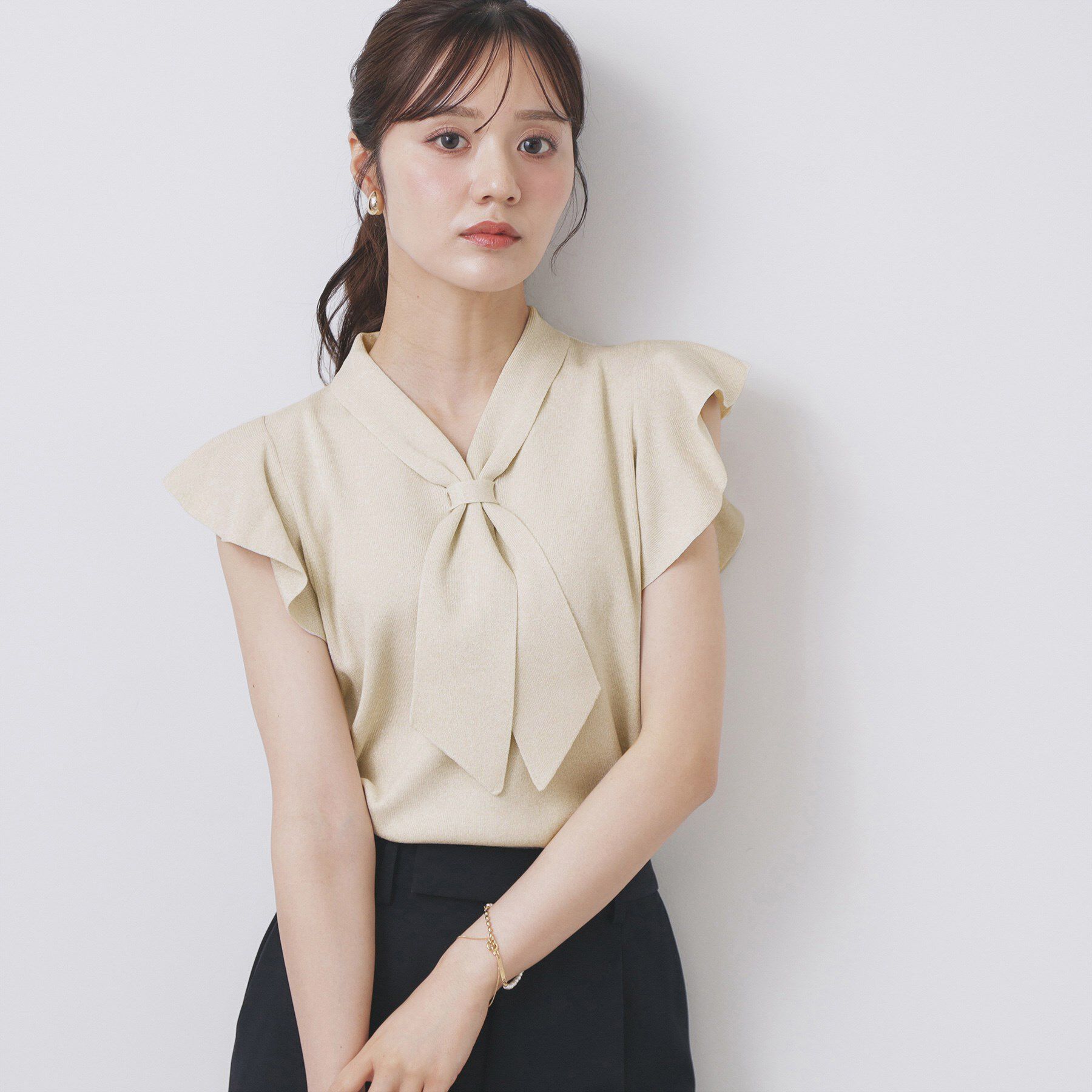 index「フレアスリーブボウタイニット【洗濯機洗い可/接触冷感/抗ピル】」|ニット・セーター|