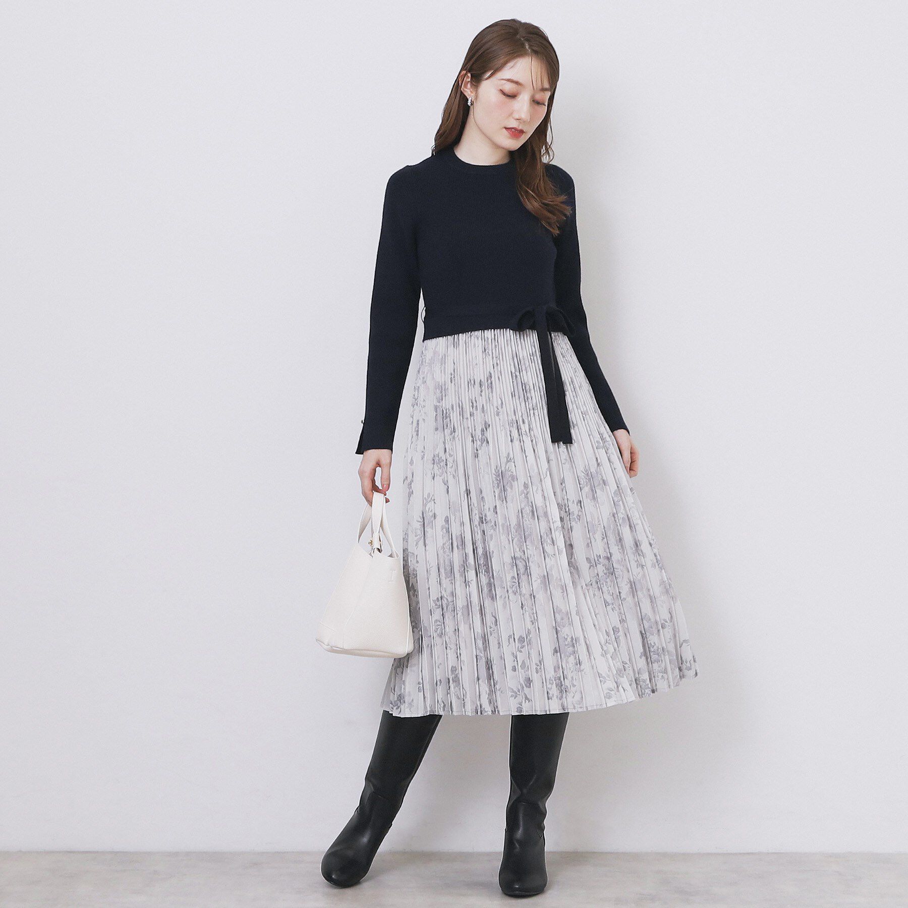 index「フラワープリーツドッキングニットワンピース【洗濯機OK】」|ワンピース|