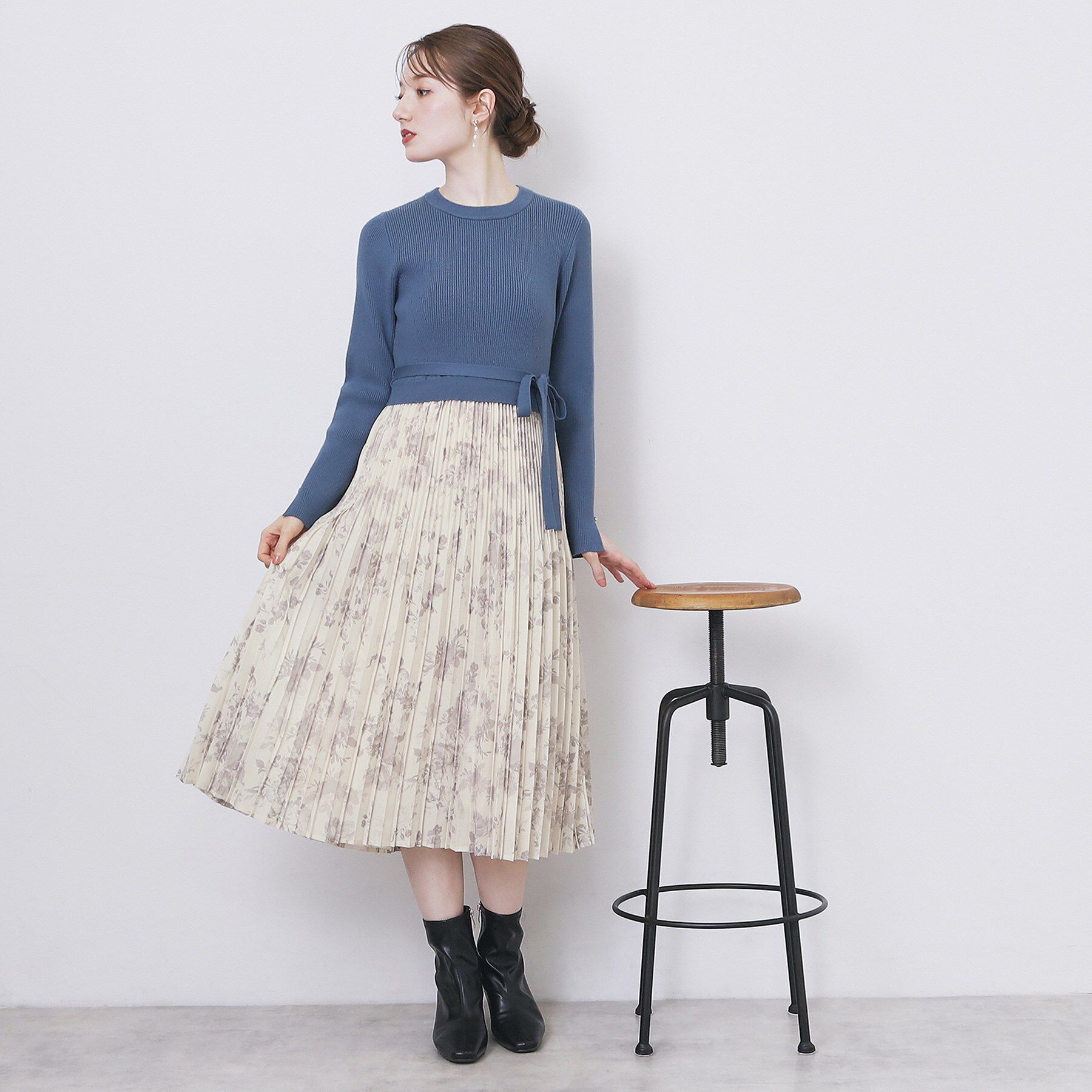 index「フラワープリーツドッキングニットワンピース【洗濯機OK】」|ワンピース|