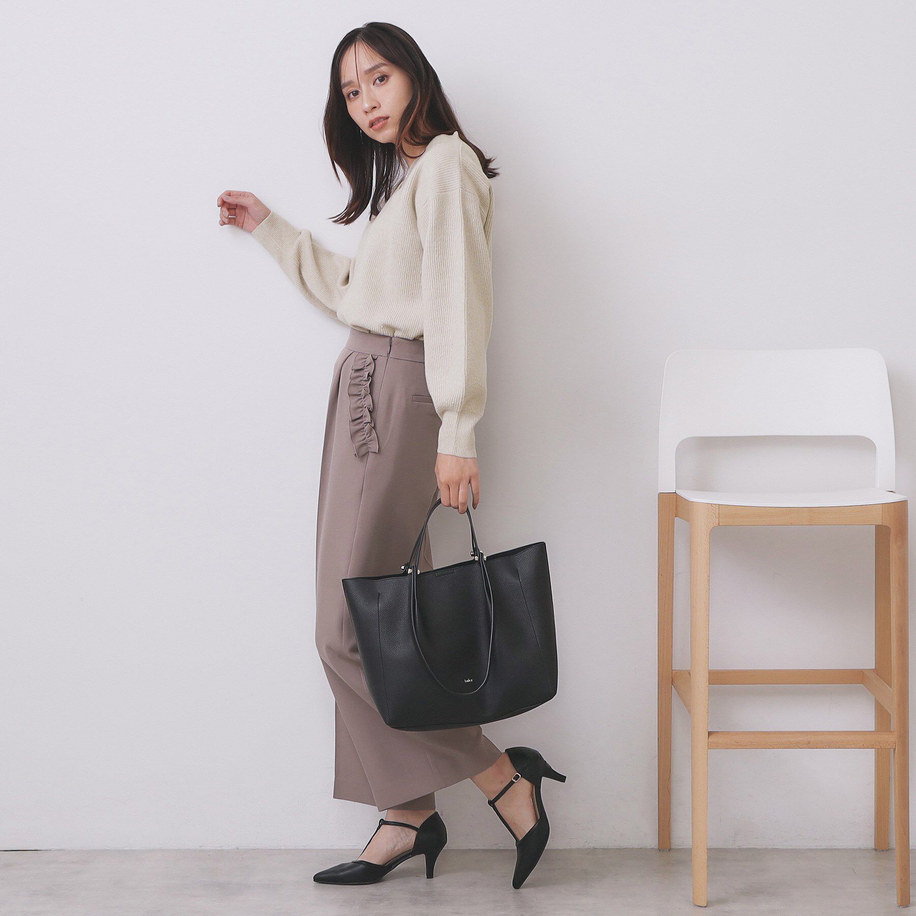 index「片畦Vネックボクシーパフニット【洗濯機OK】」|ニット・セーター|