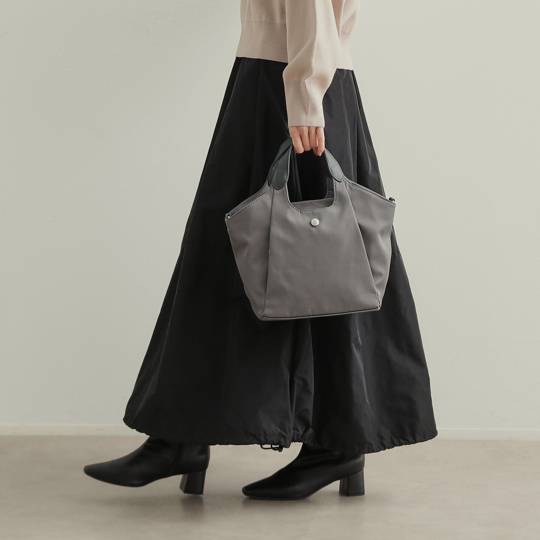 OPAQUE.CLIP「【撥水加工／マルチポケット／2WAY】カジュアルミドルトートバッグ」|トートバッグ|