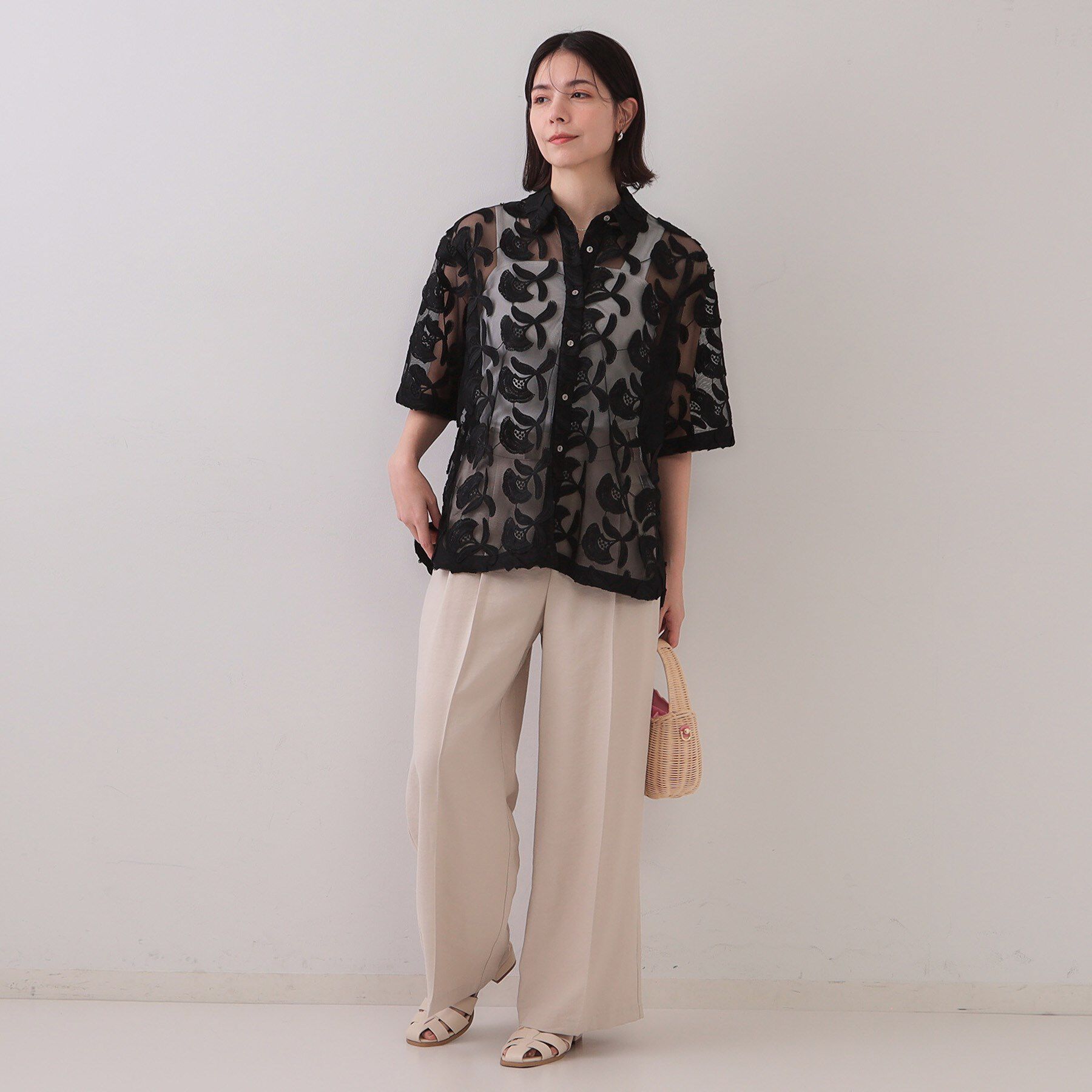 OPAQUE.CLIP「3Dフラワーレースシャツ【洗える】」|シャツ・ブラウス|