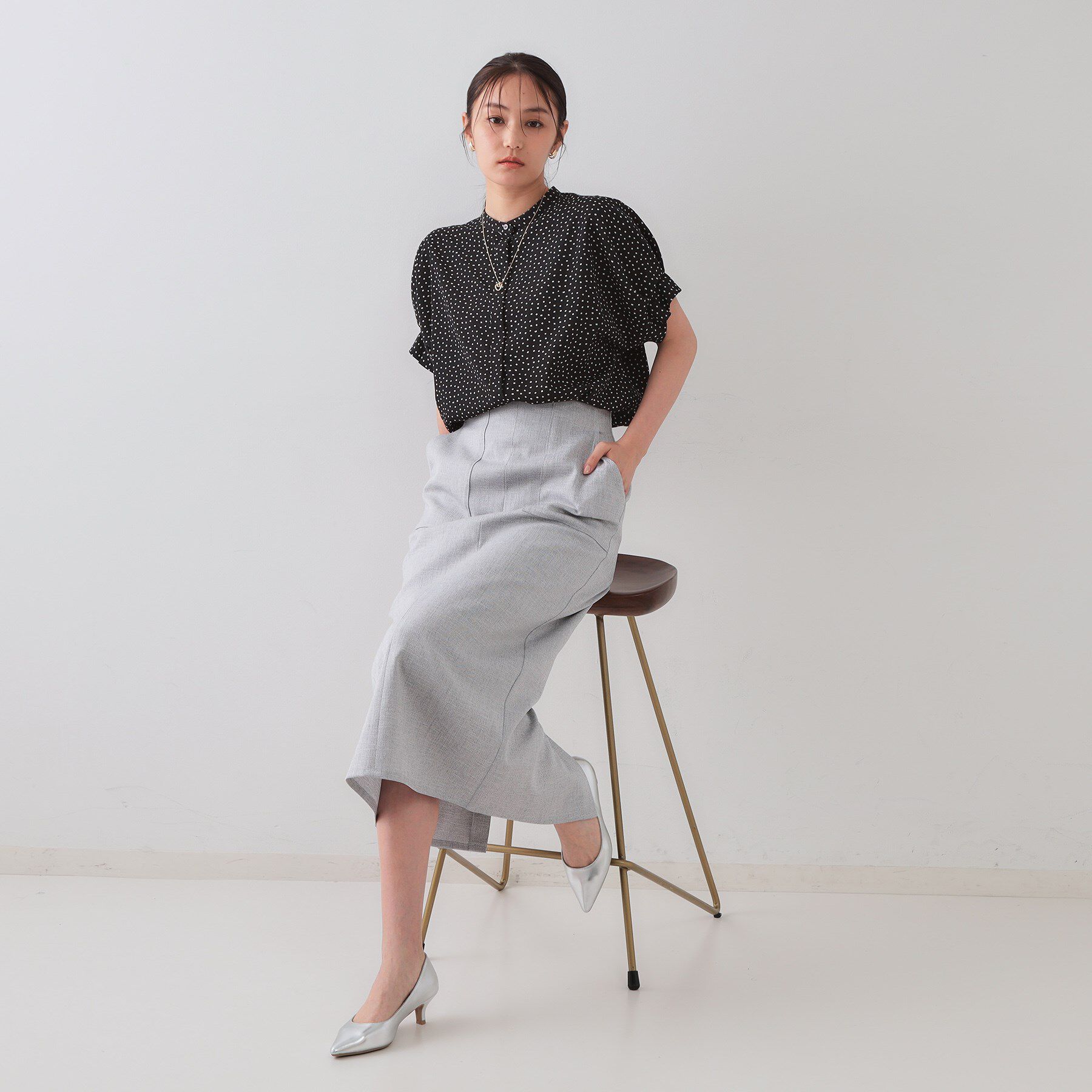 OPAQUE.CLIP「幾何柄アソート タックドルマンスリーブブラウス【洗濯機洗い可】」|シャツ・ブラウス|