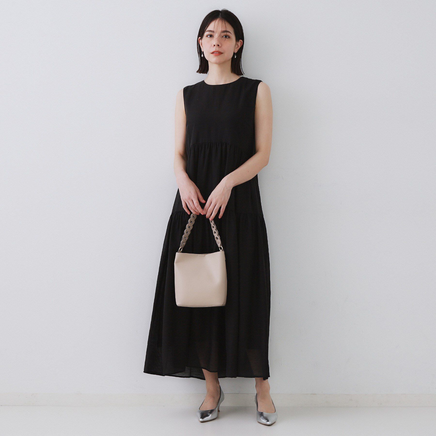 OPAQUE.CLIP「麻混シアーギャザーティアードワンピース【洗濯機洗い可】」|ワンピース|