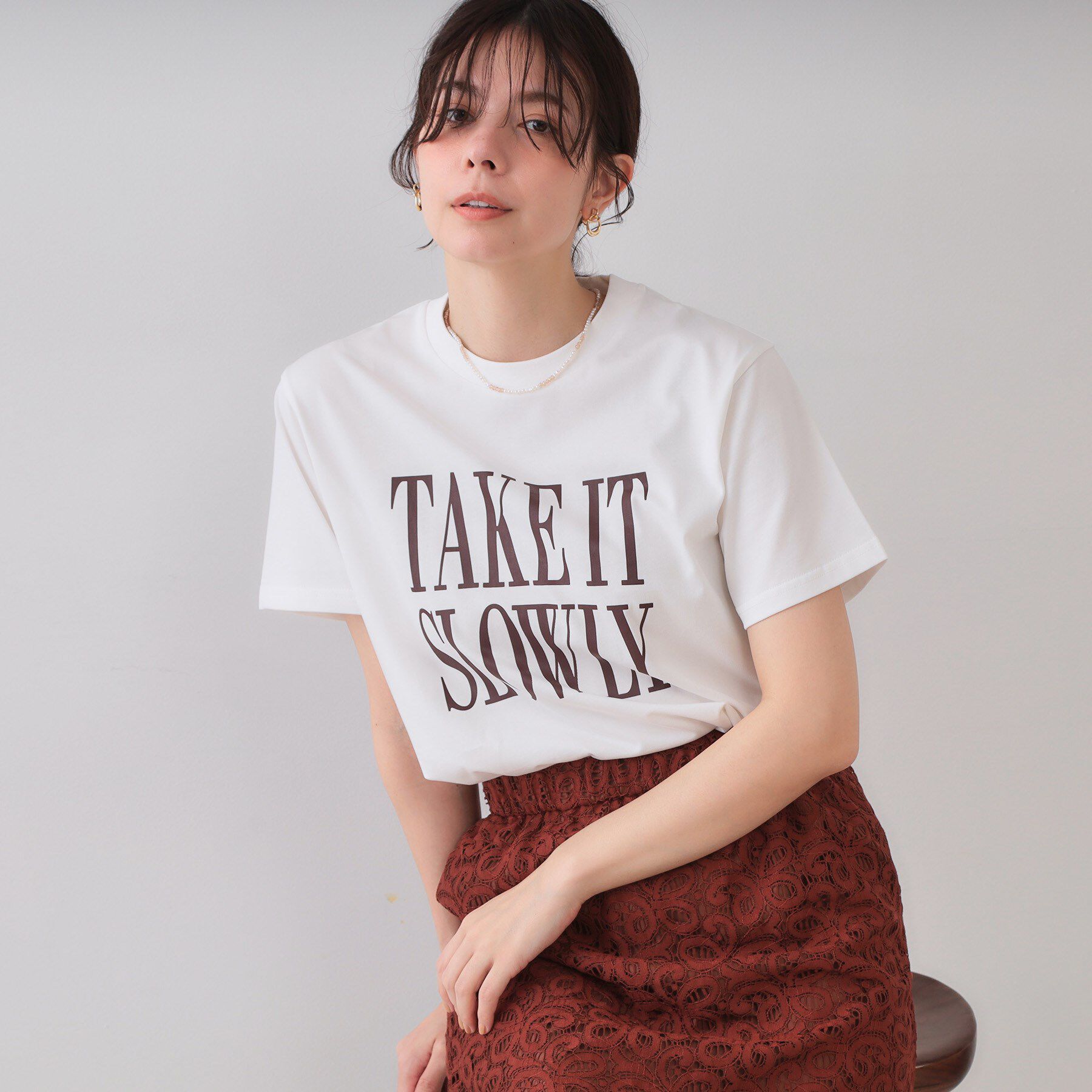 OPAQUE.CLIP「ロゴプリントTシャツ【洗濯機洗い可】」|Tシャツ・カットソー|ホワイト(001)