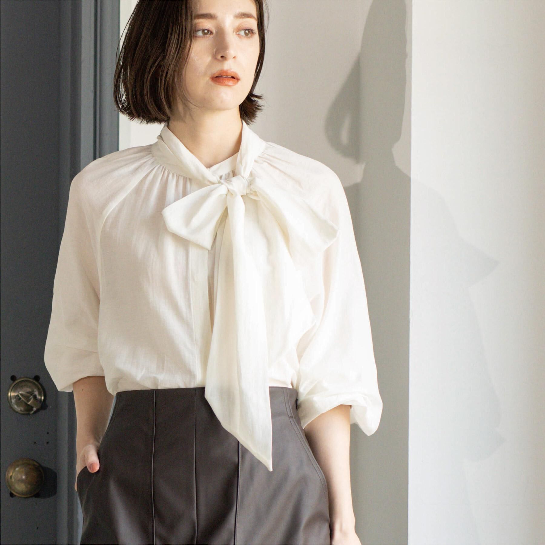 OPAQUE.CLIP「《BAILA掲載》2WAYシアーボウタイブラウス【洗濯機洗い可】」|シャツ・ブラウス|