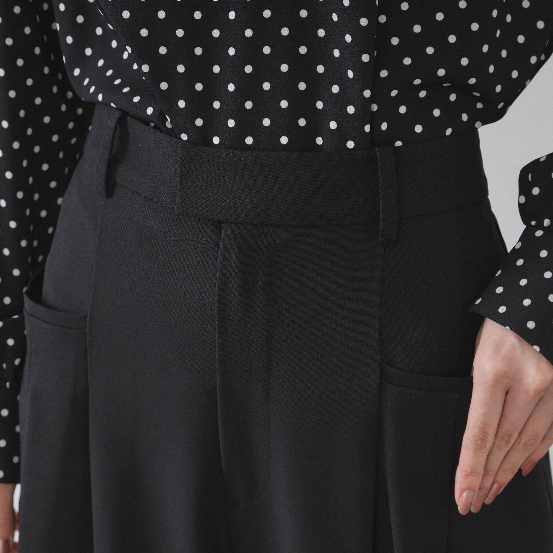 OPAQUE.CLIP「タックデザインワイドパンツ【洗濯機OK】」|その他|