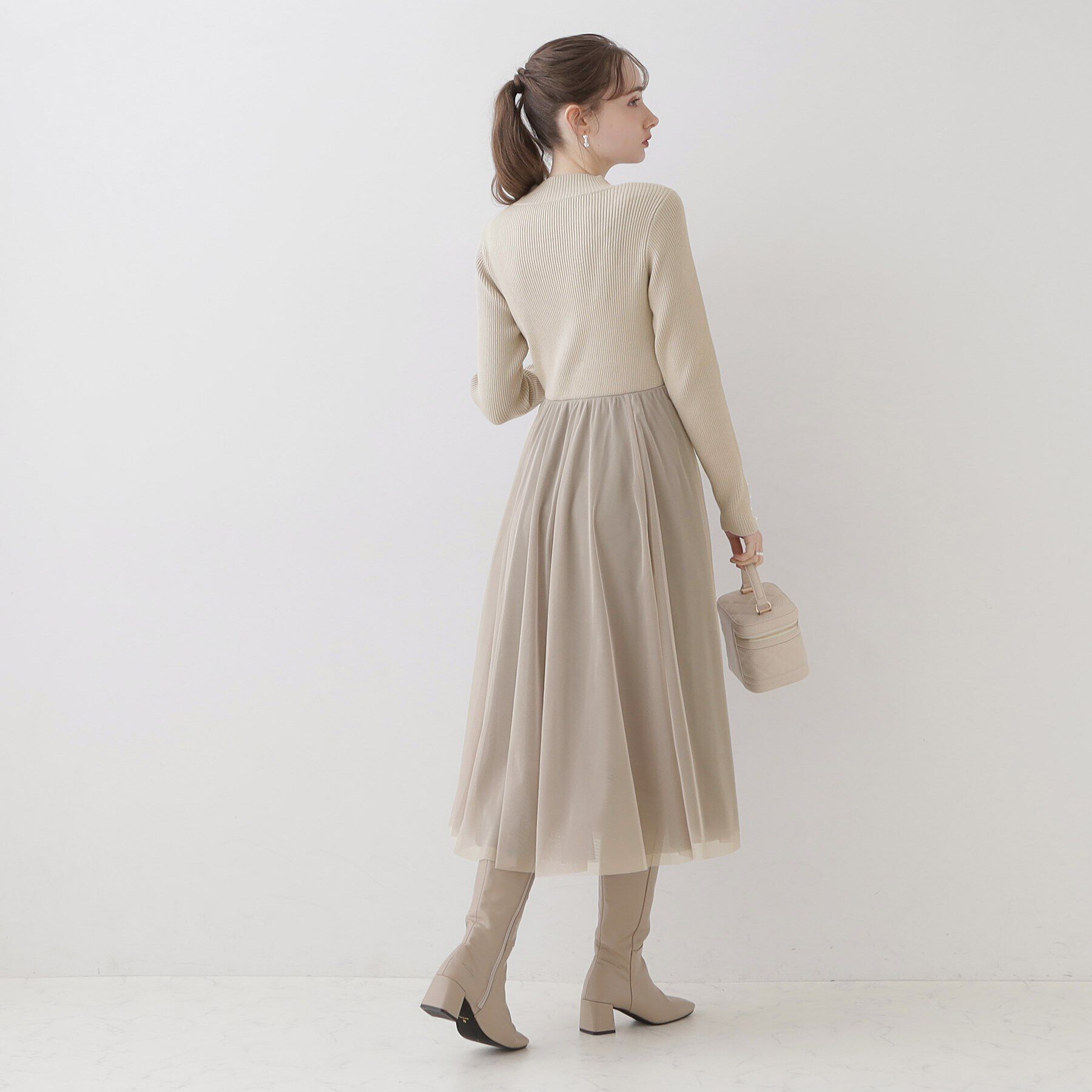 Couture broach「【ふわっと軽い上品なワンピ】ラメニットチュールドッキングワンピース」|ワンピース|