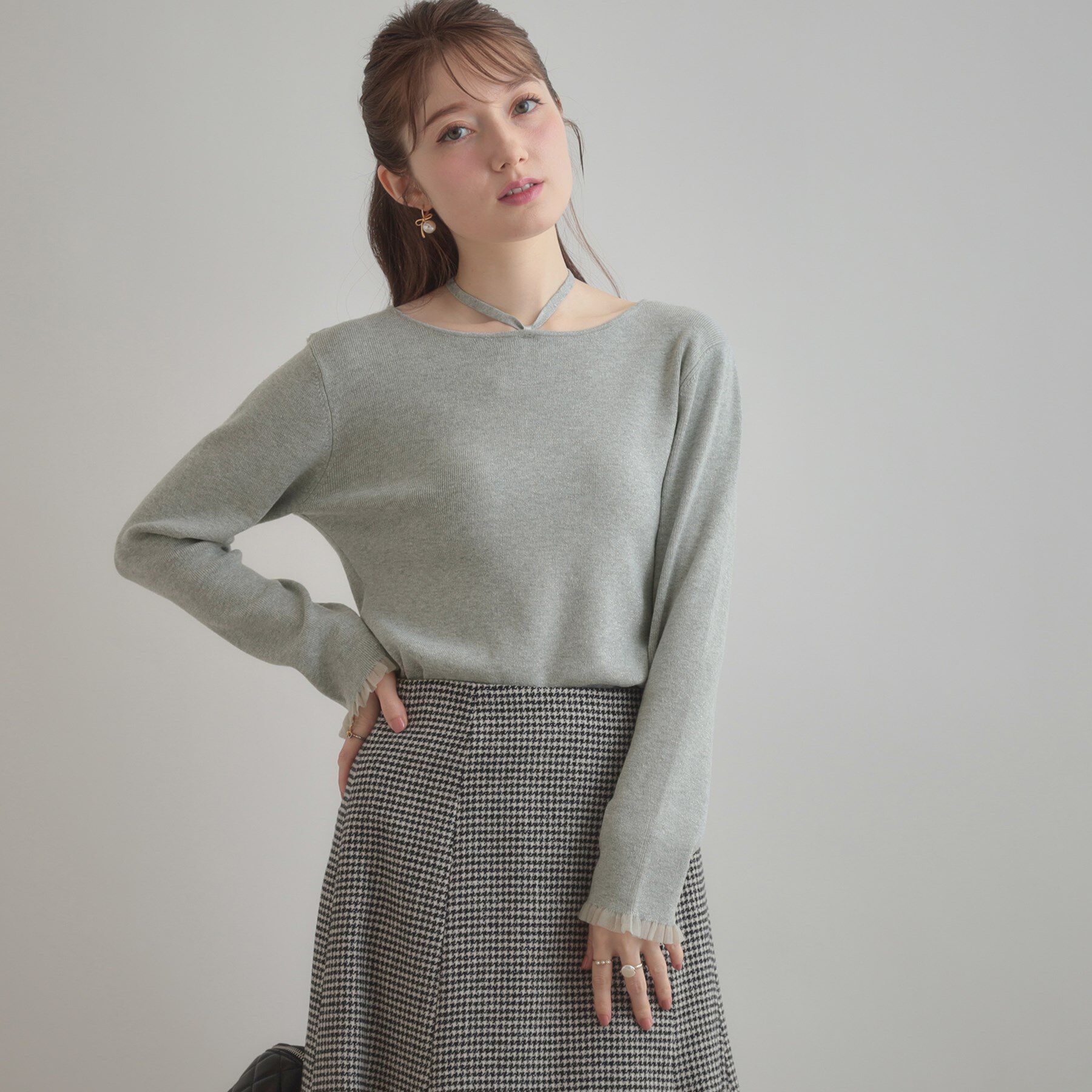 Couture broach「【大人可愛い・リボン取り外し可】前後2WAYラメリブ シアープチフリルニット」|ニット・セーター|