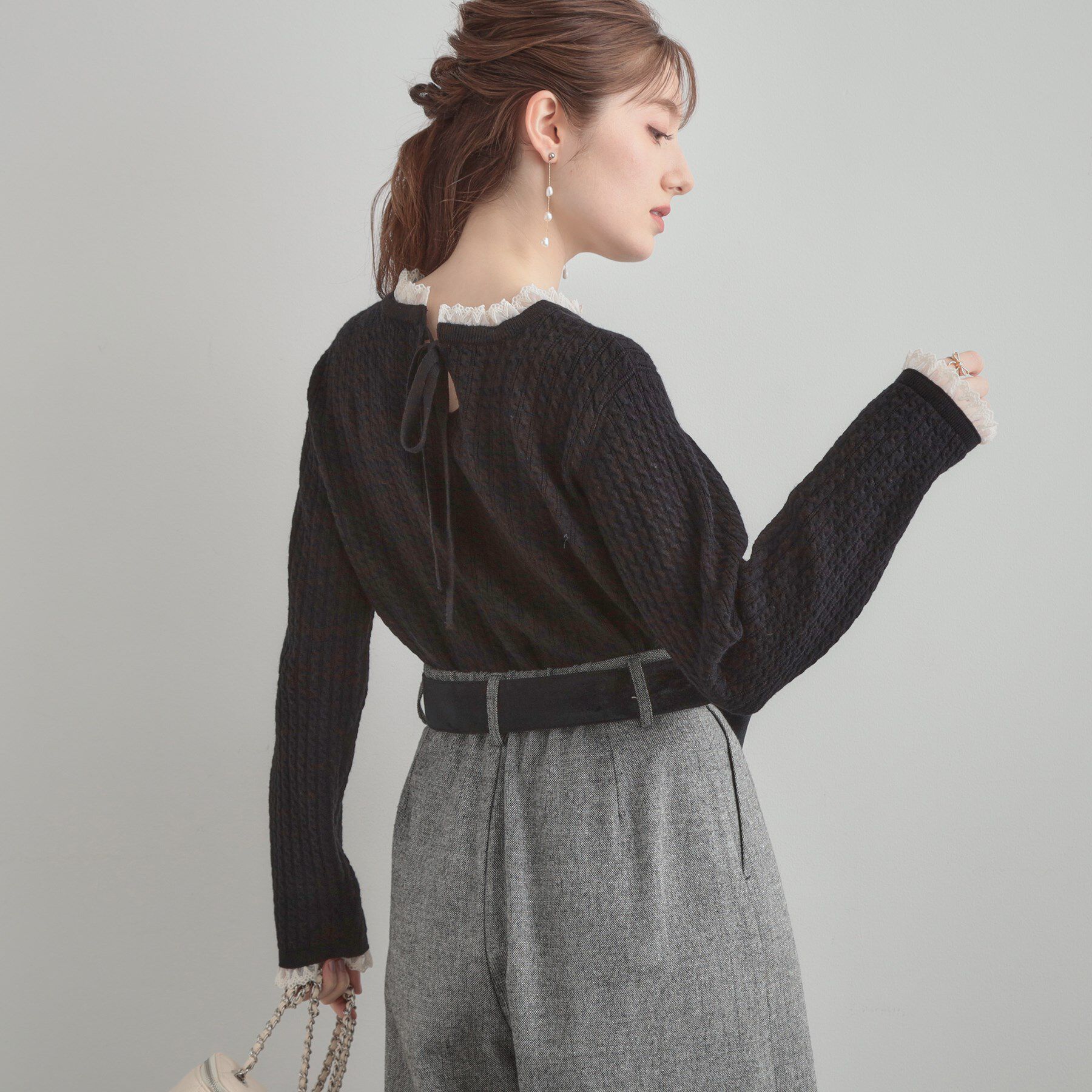 Couture broach「【大人上品・着映え】ケーブルレース バックリボンニット」|ニット・セーター|
