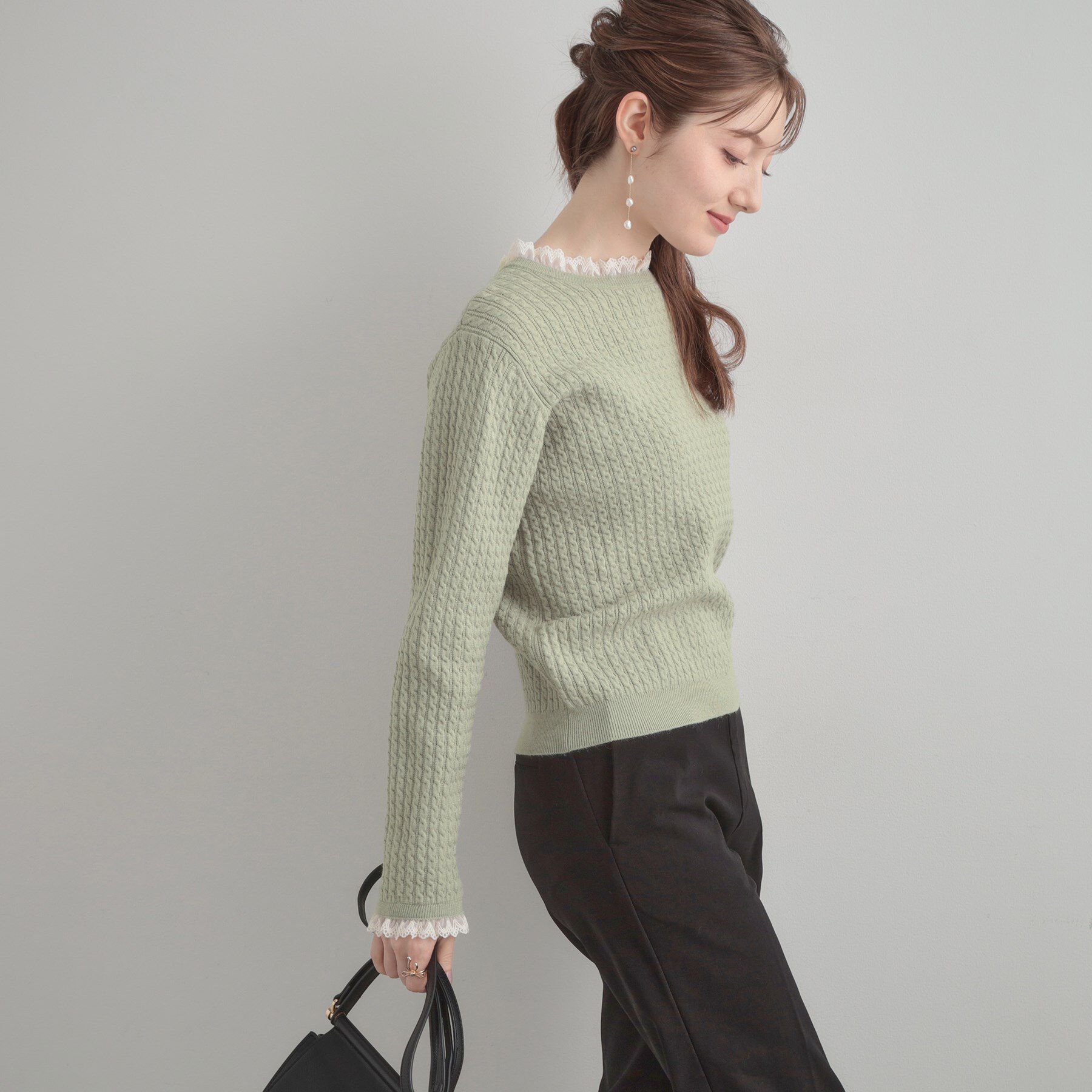 Couture broach「【大人上品・着映え】ケーブルレース バックリボンニット」|ニット・セーター|