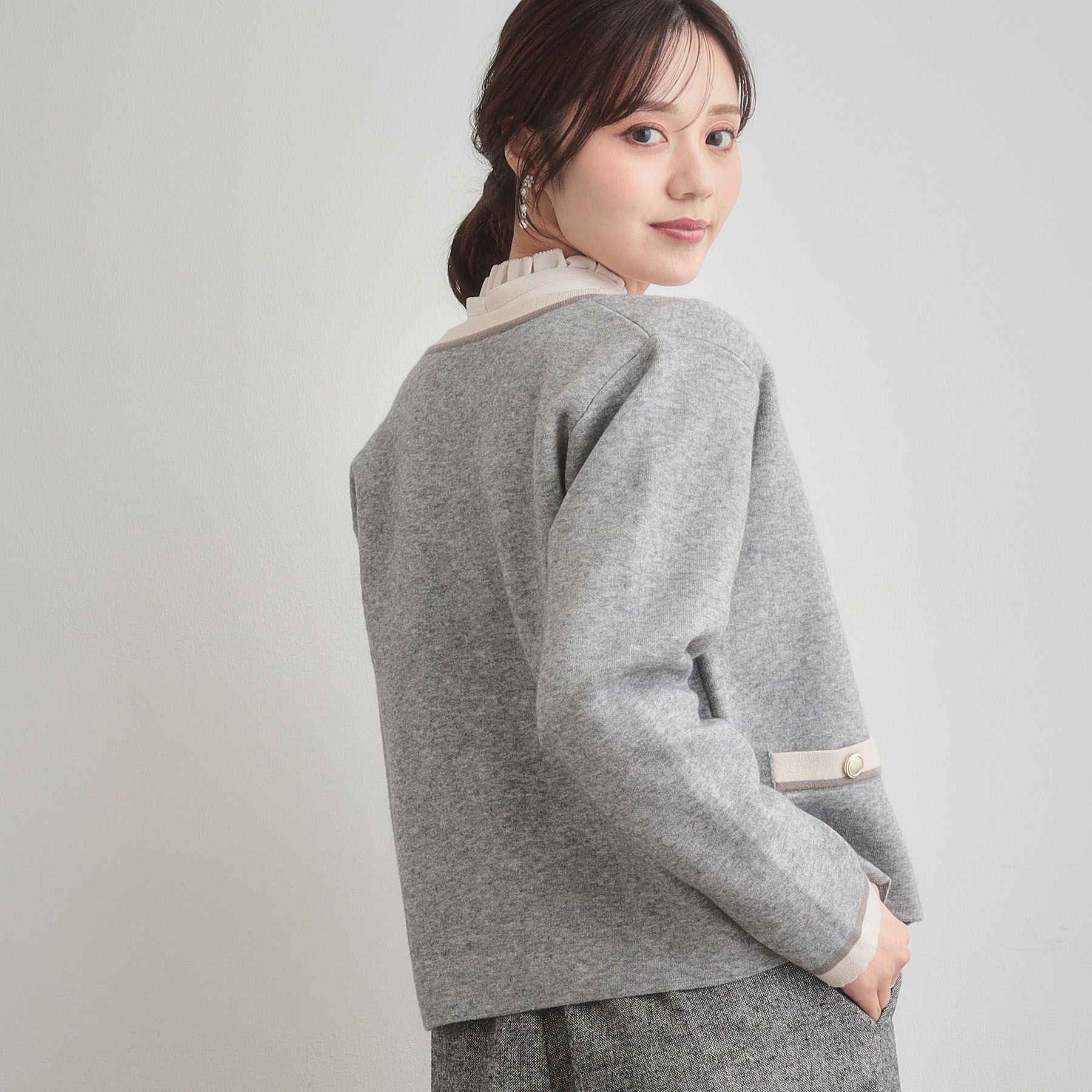 Couture broach「【通勤・大人上品】ムースタッチジャカード 配色スカラカーディ」|カーディガン|