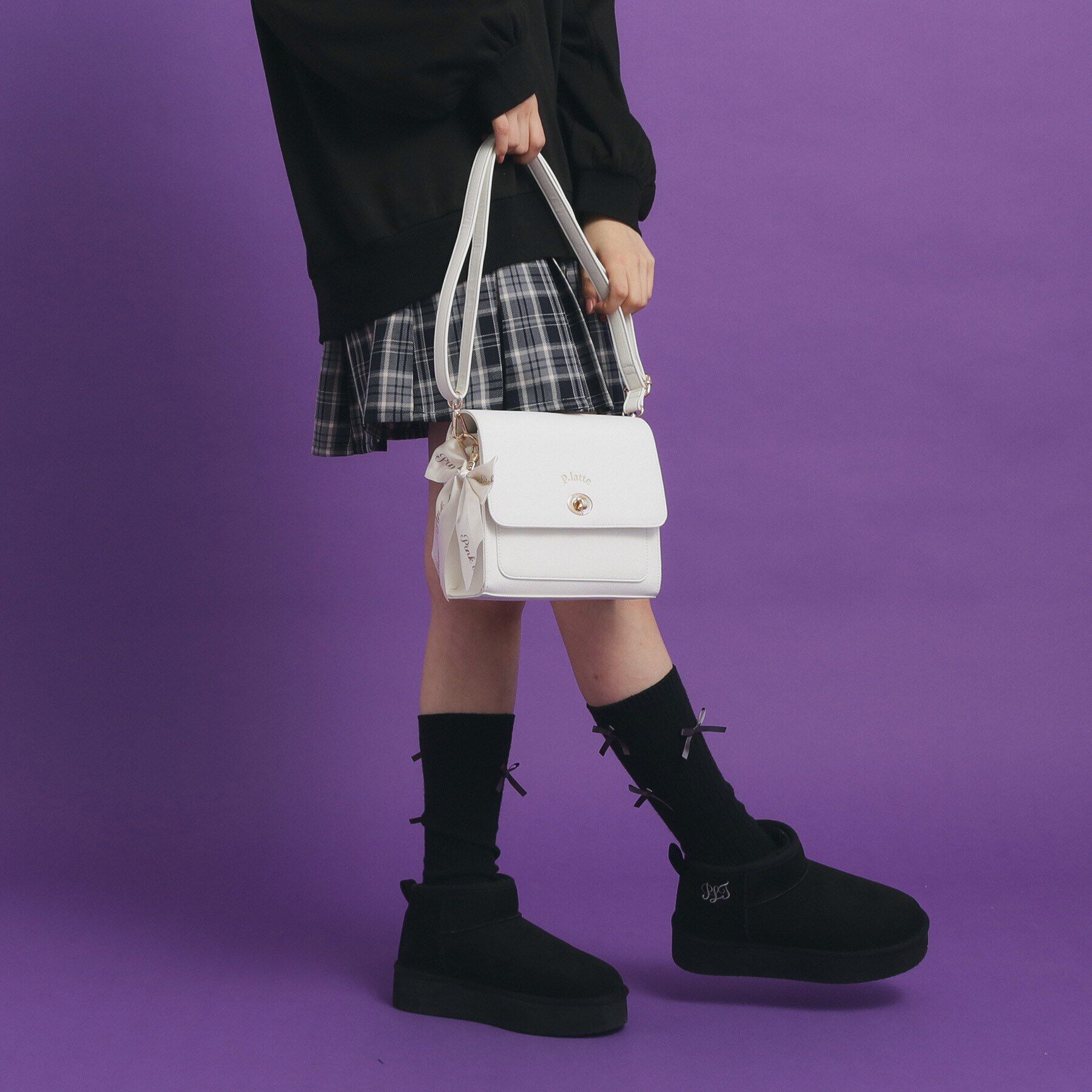 PINK-latte「リボンチャーム付きPUショルダー」|ショルダー・メッセンジャー|