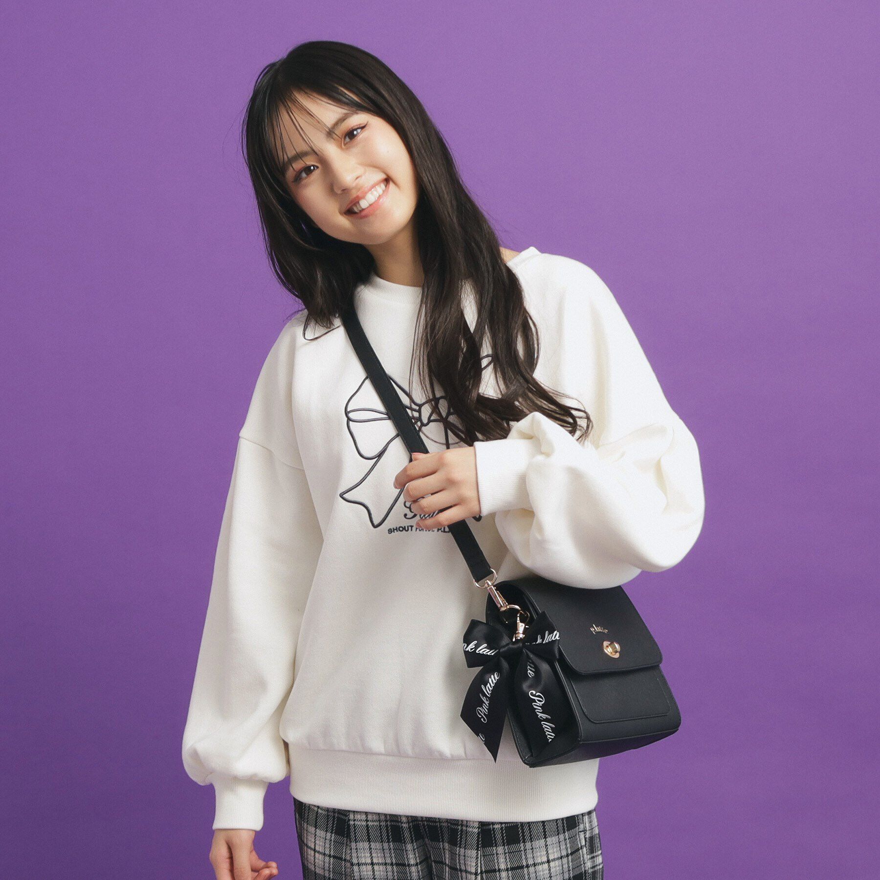 PINK-latte「リボンチャーム付きPUショルダー」|ショルダー・メッセンジャー|