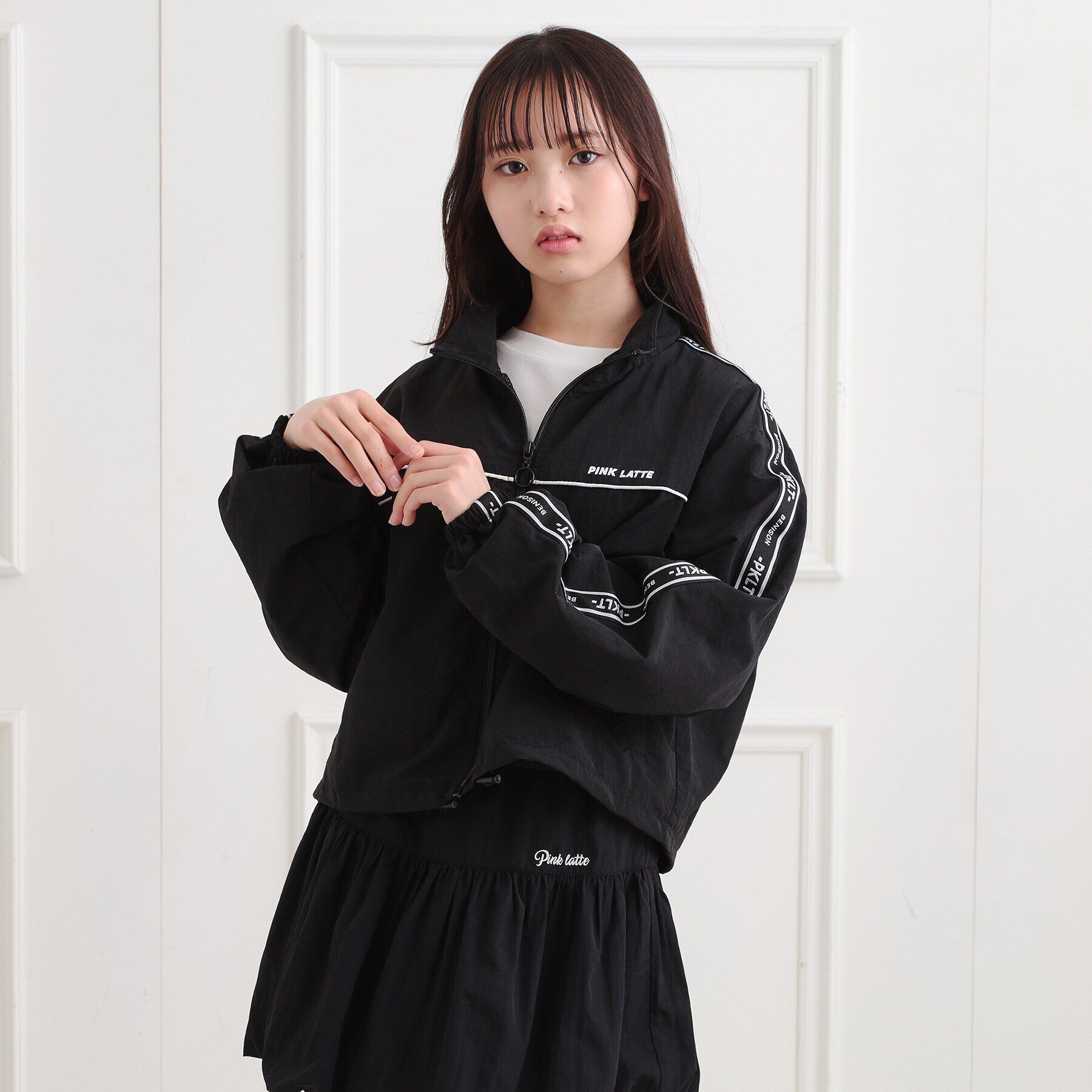 PINK-latte「ロゴラインブルゾン」|ブルゾン・スタジャン|ブラック(019)
