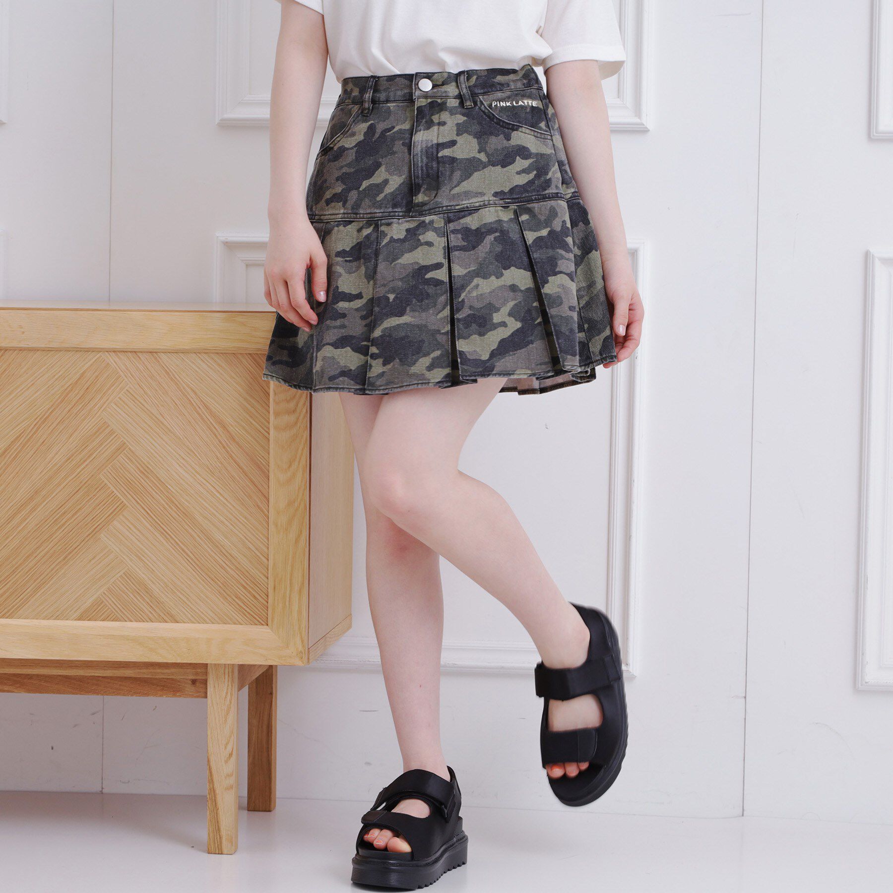 PINK-latte「デニム裾プリーツスカート」|スカート|カーキ(527)