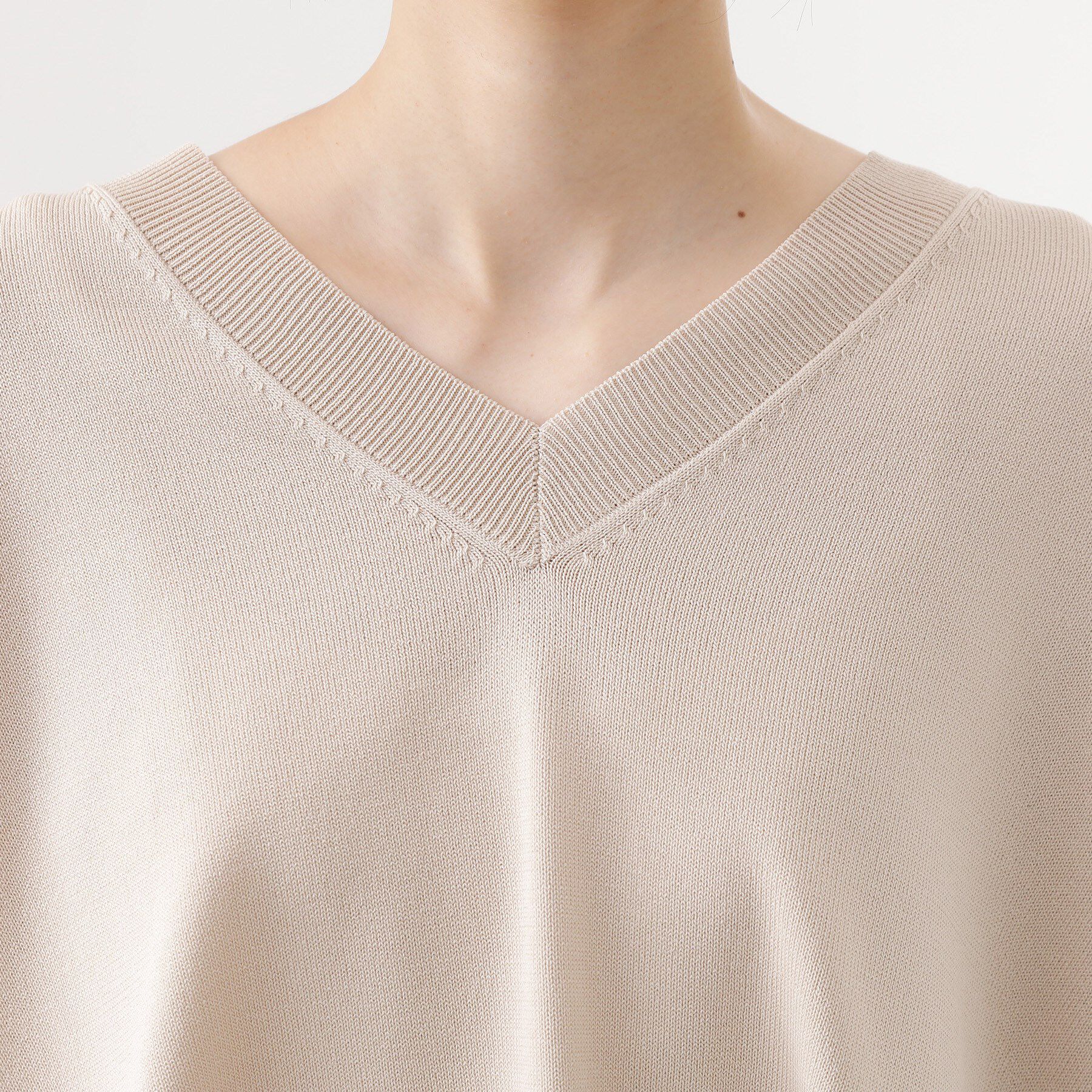 THE SHOP TK「Vネックドルマンニット【毛玉になりにくい/洗濯機OK】」|ニット・セーター|