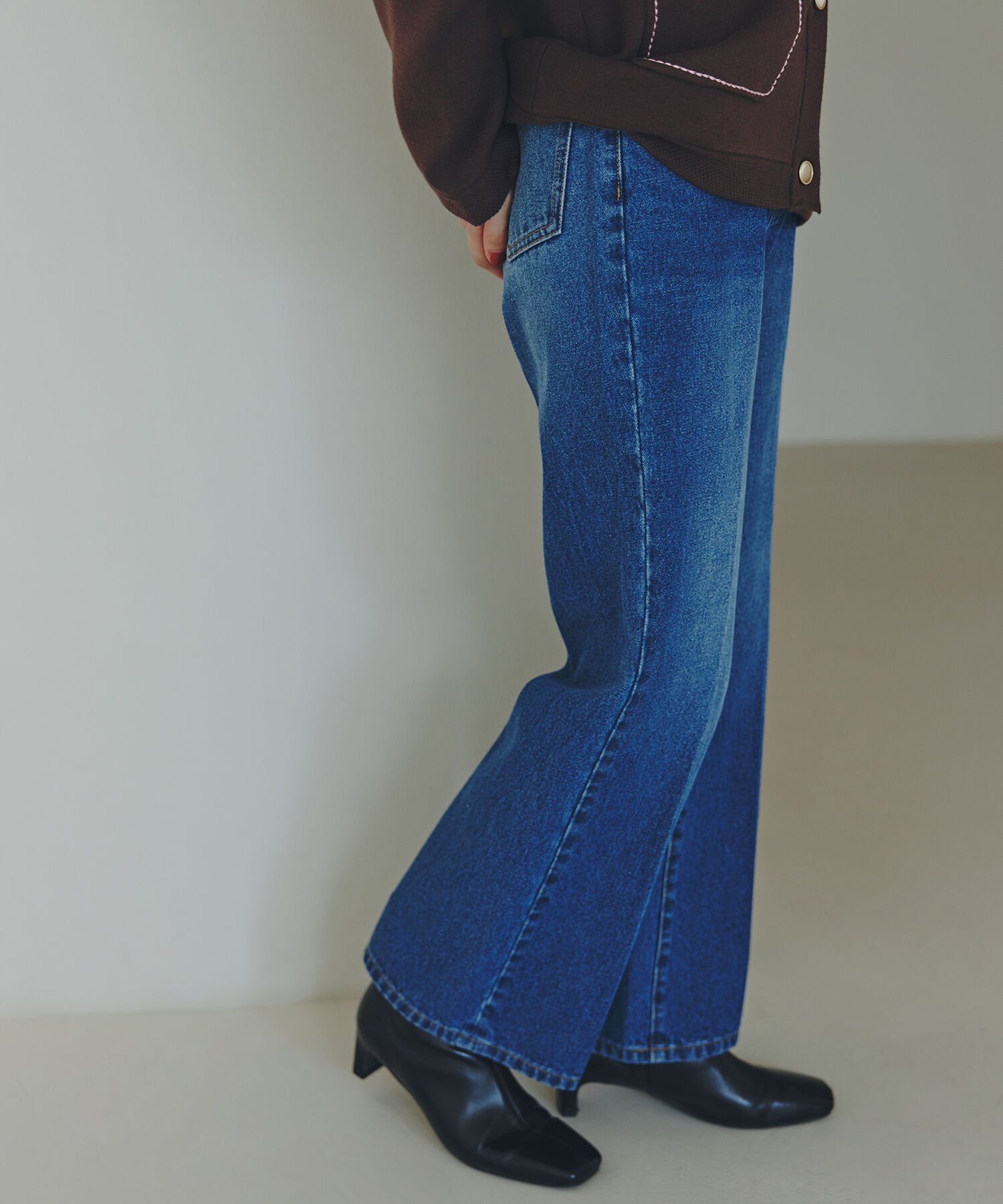  「センタープレスフレアデニムパンツ」|その他|