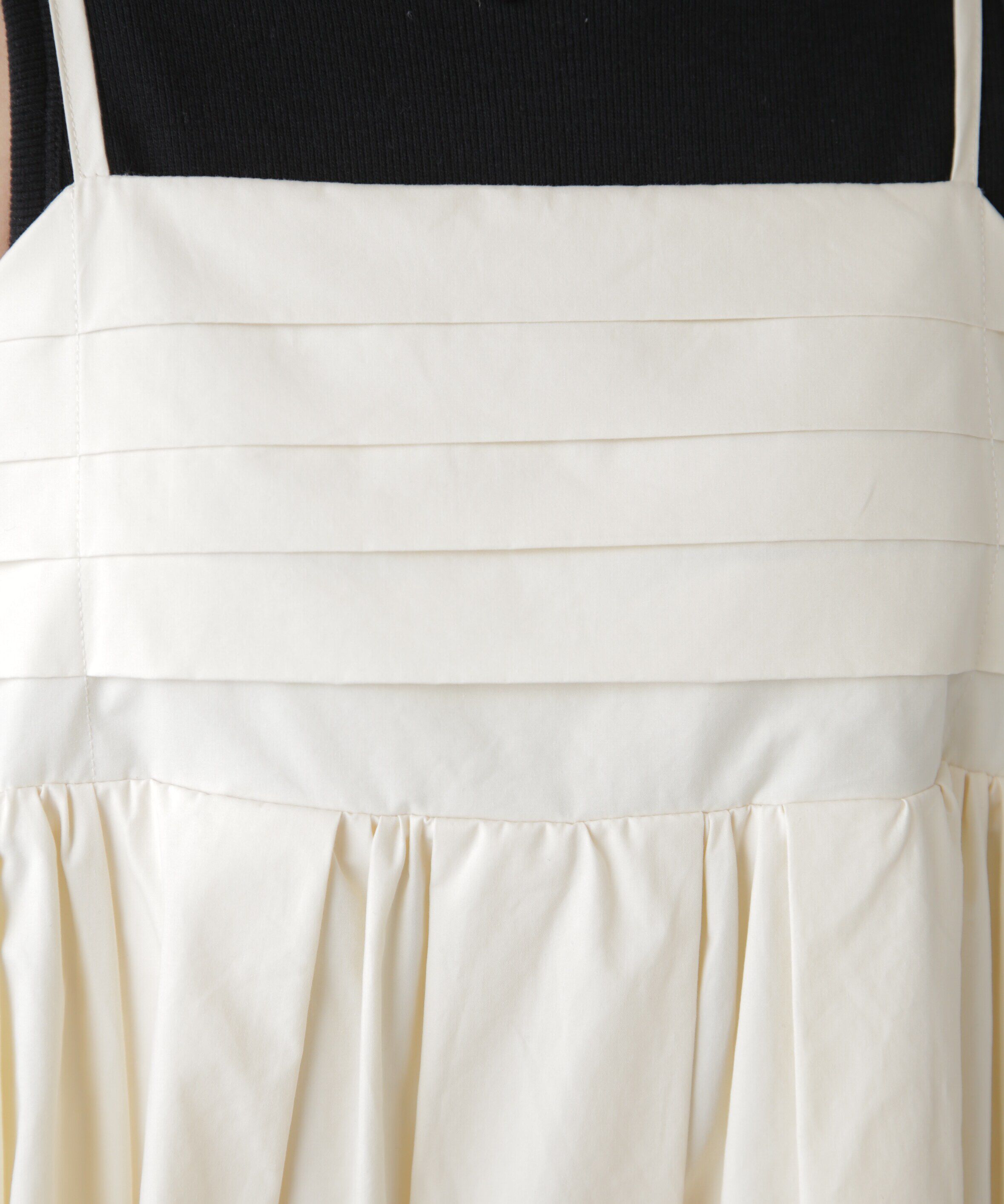  「コットンタックデザインミニキャミソールワンピース」|ワンピース|