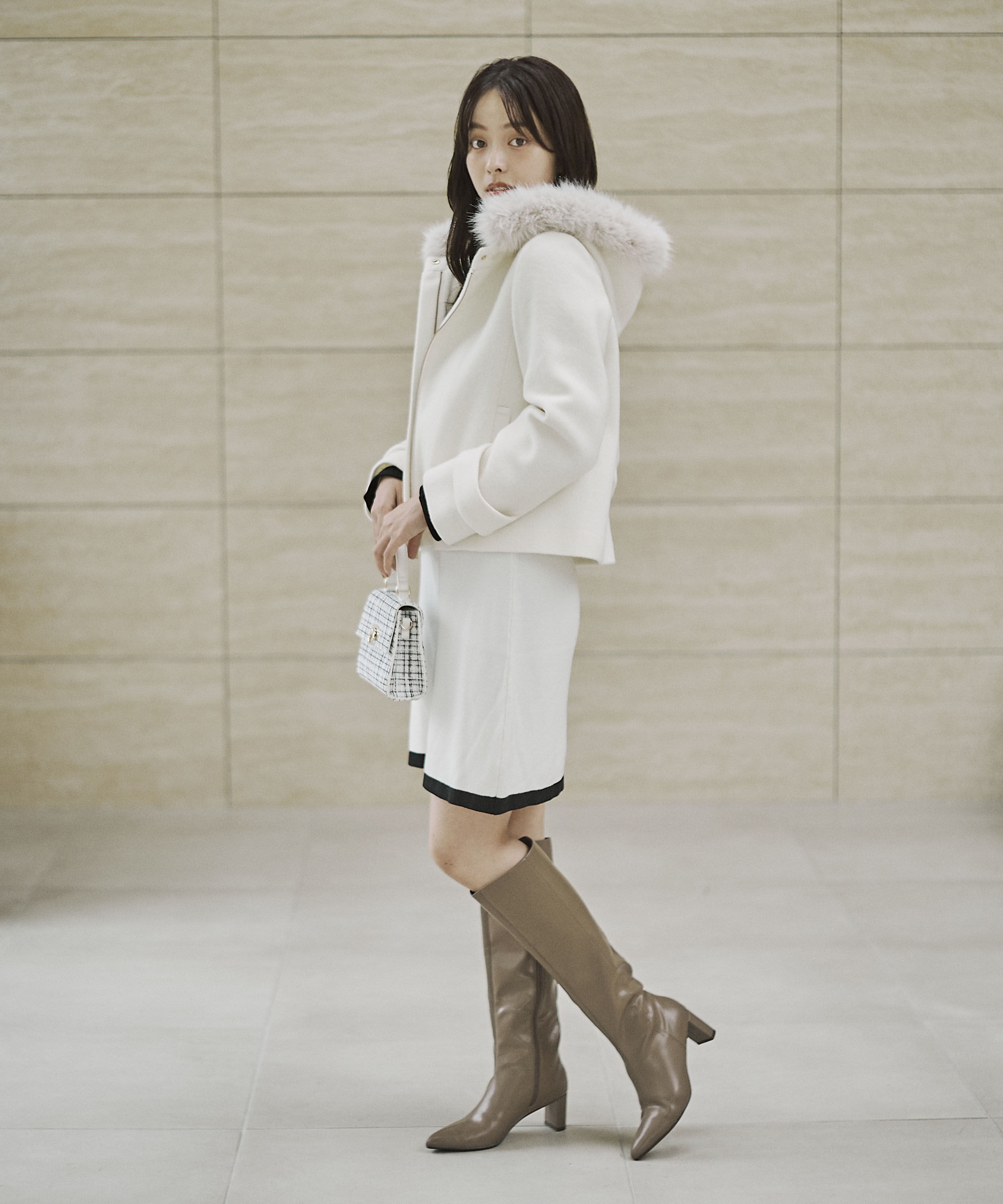 PROPORTION BODY DRESSING「モッサフードフェイクファーショートコート 25AW」|ブルゾン・スタジャン|