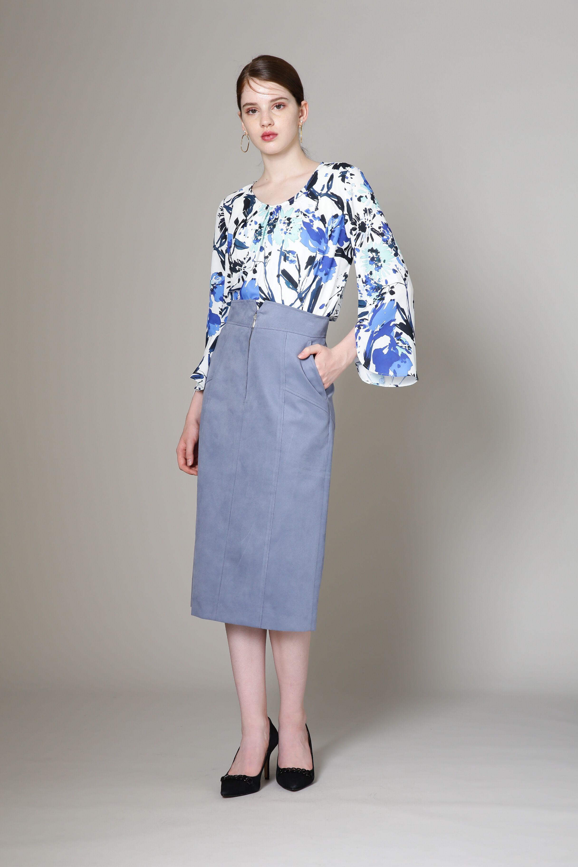  「[WEB限定商品] [URBAN PRECIOUS] ブラッシュフラワープリントブラウス」|シャツ・ブラウス|