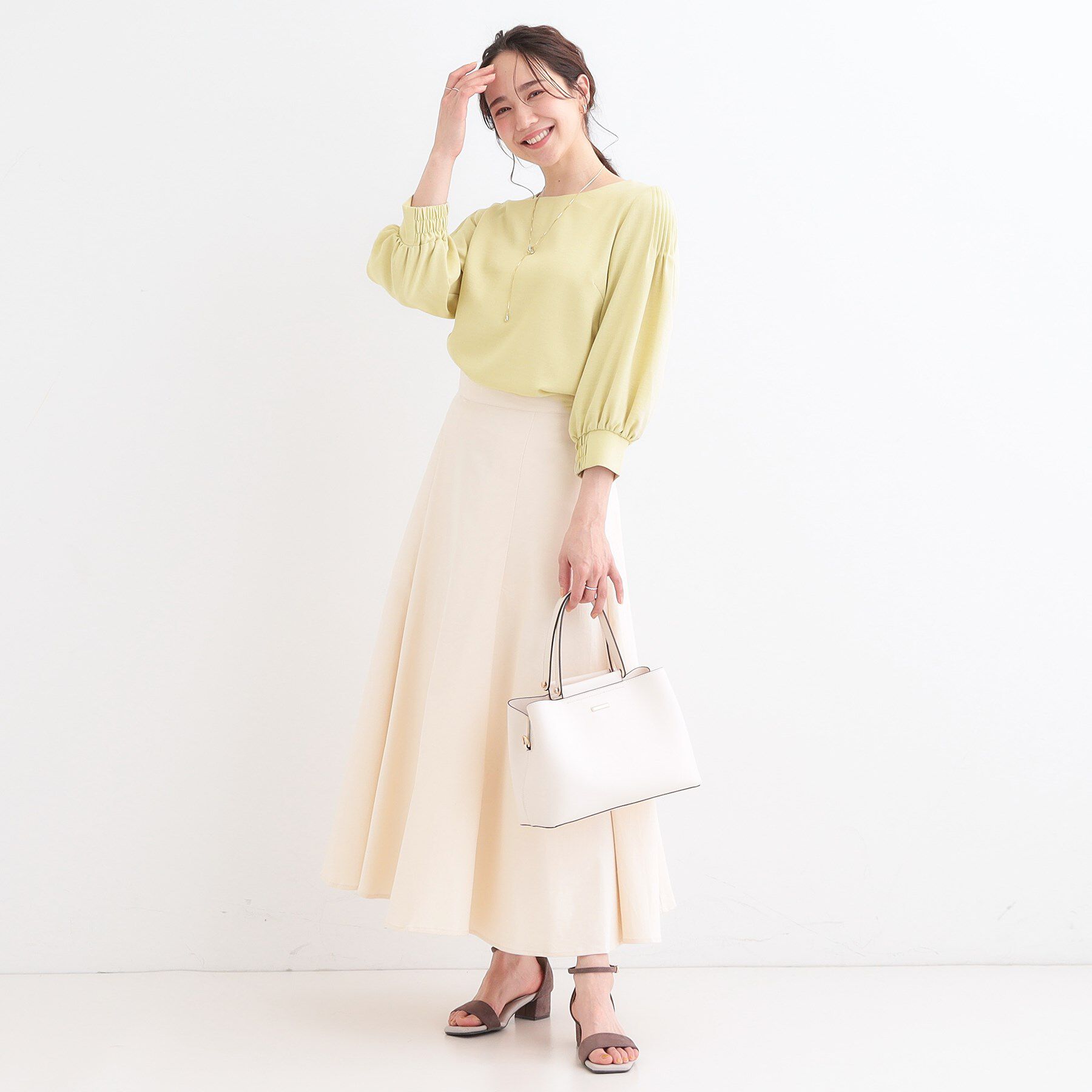 SHOO･LA･RUE「【洗える/洗濯後しわになりにくい】無理せずキレイ 肩タックブラウス」|シャツ・ブラウス|