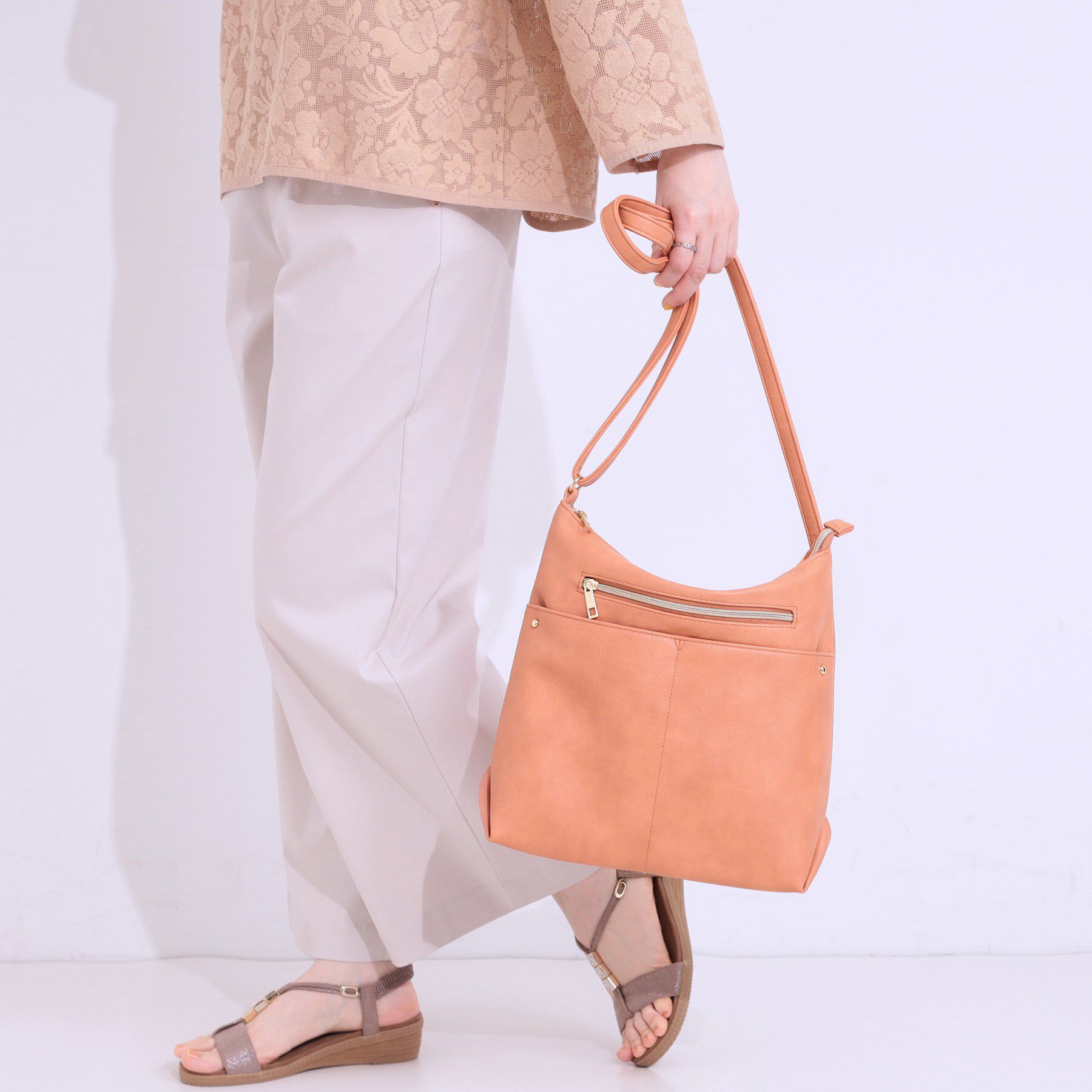 SHOO･LA･RUE「フロント2ポケットショルダーバッグ」|ショルダー・メッセンジャー|