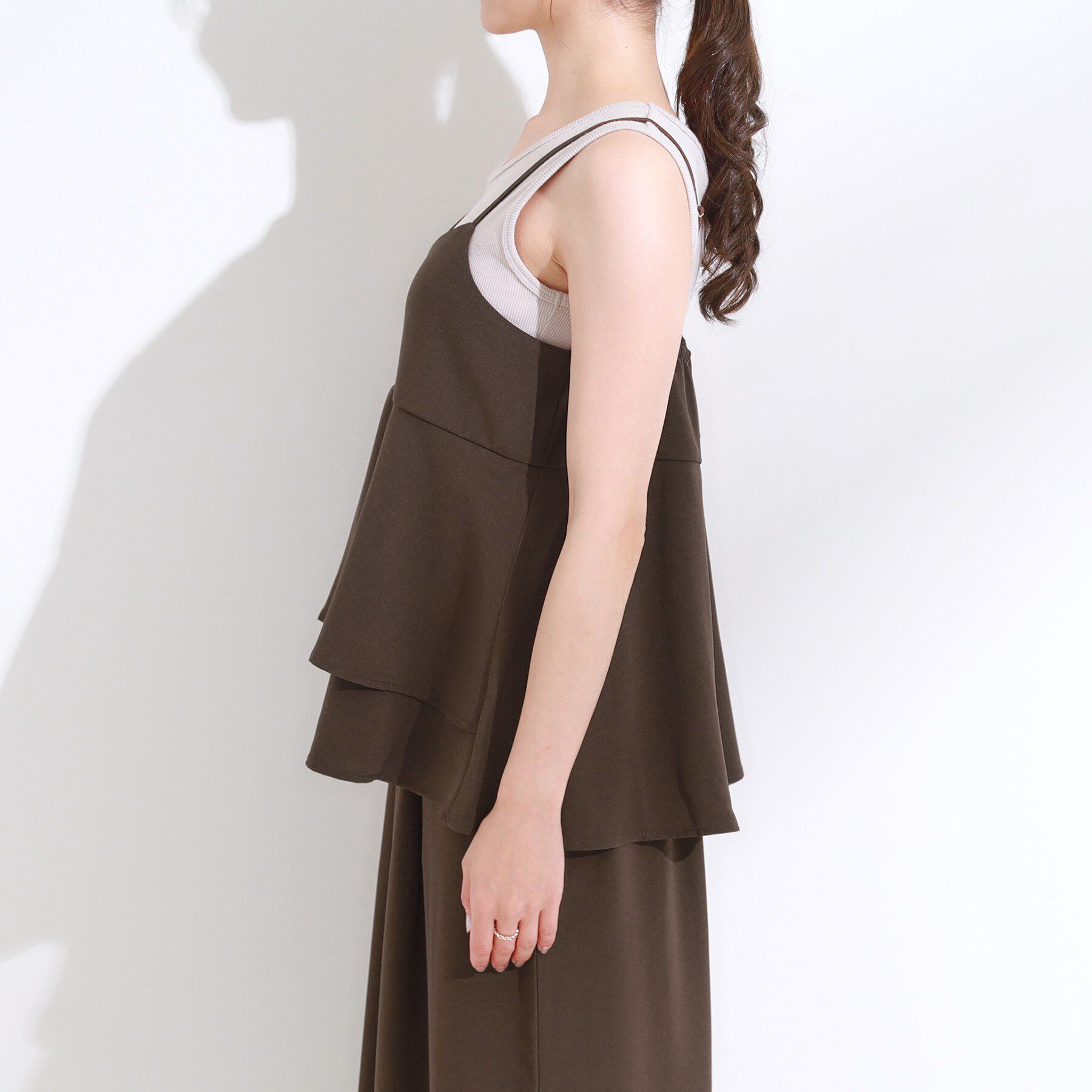 SHOO･LA･RUE「【S-LL/セットアップ可/ひんやり】女性らしさ溢れる ティアードキャミソール」|キャミソール|