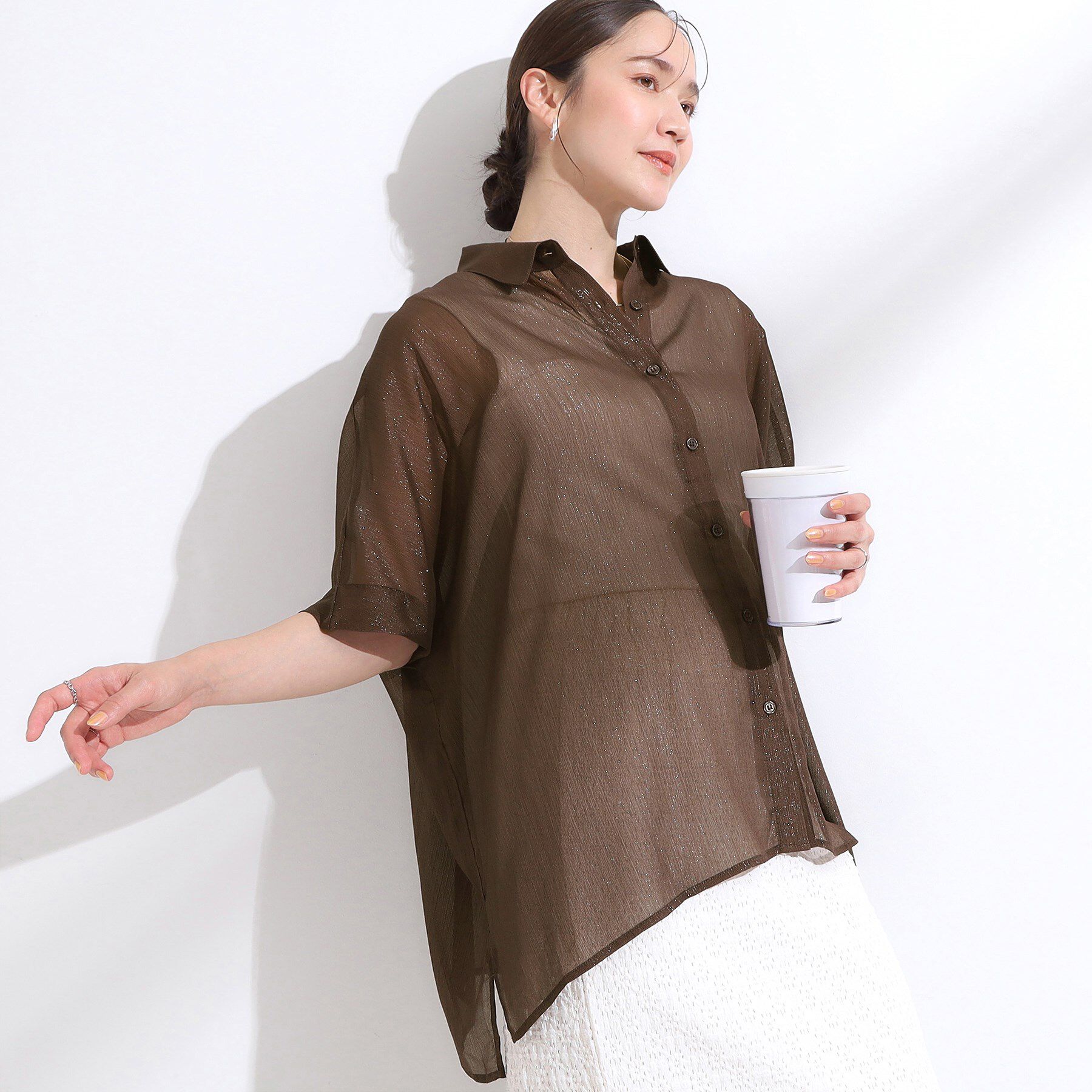 SHOO･LA･RUE「大人のシアー感 ラメが華やかな楊柳ポンチョシャツ」|シャツ・ブラウス|ブラウン(043)