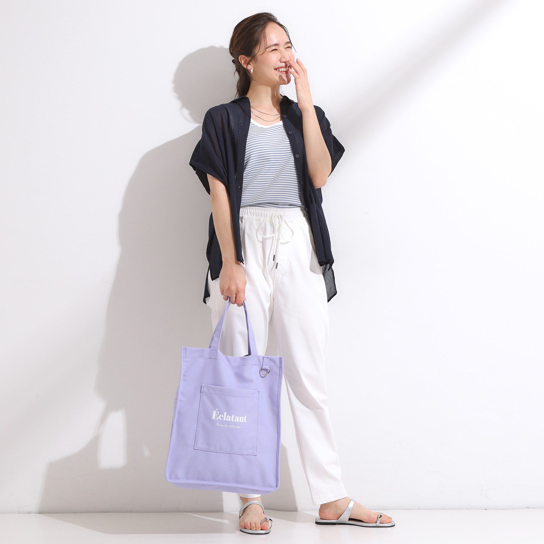 SHOO･LA･RUE「【ラッキーカラー/推し活にも】うちわも入るキャンバストートバッグ」|トートバッグ|