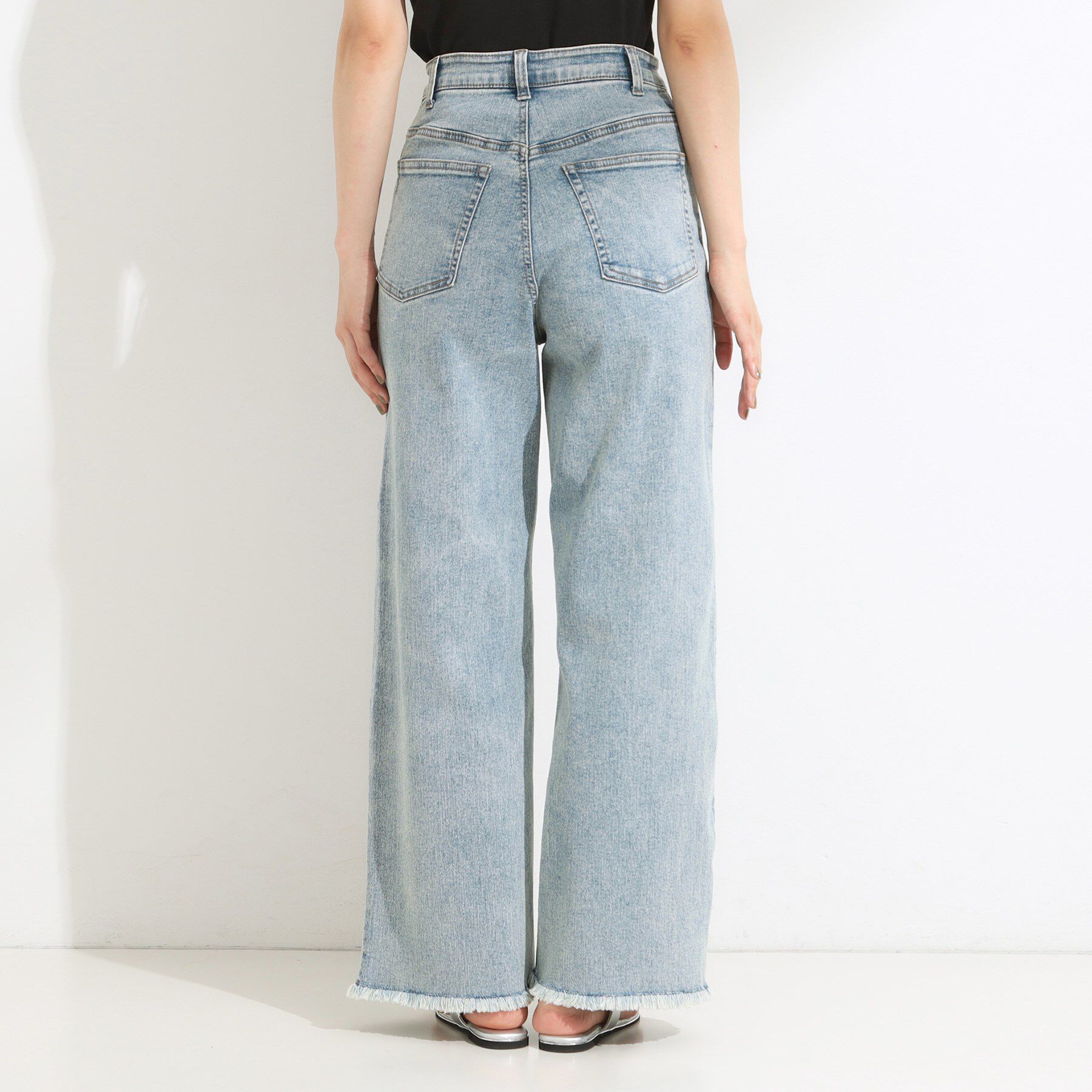 SHOO･LA･RUE「【S-LL/裏ひんやり/ストレッチ】ワイドストレートデニムパンツ」|デニム|