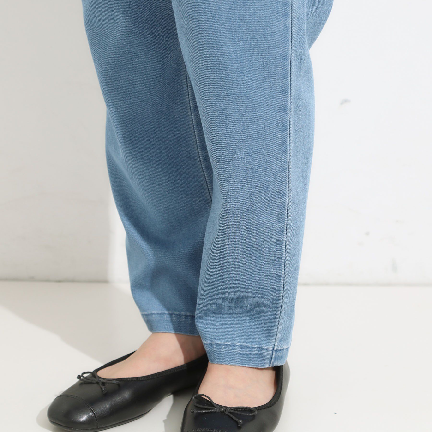 SHOO･LA･RUE「【SS-LL/美脚シルエット】デニムイージーテーパードパンツ」|デニム|