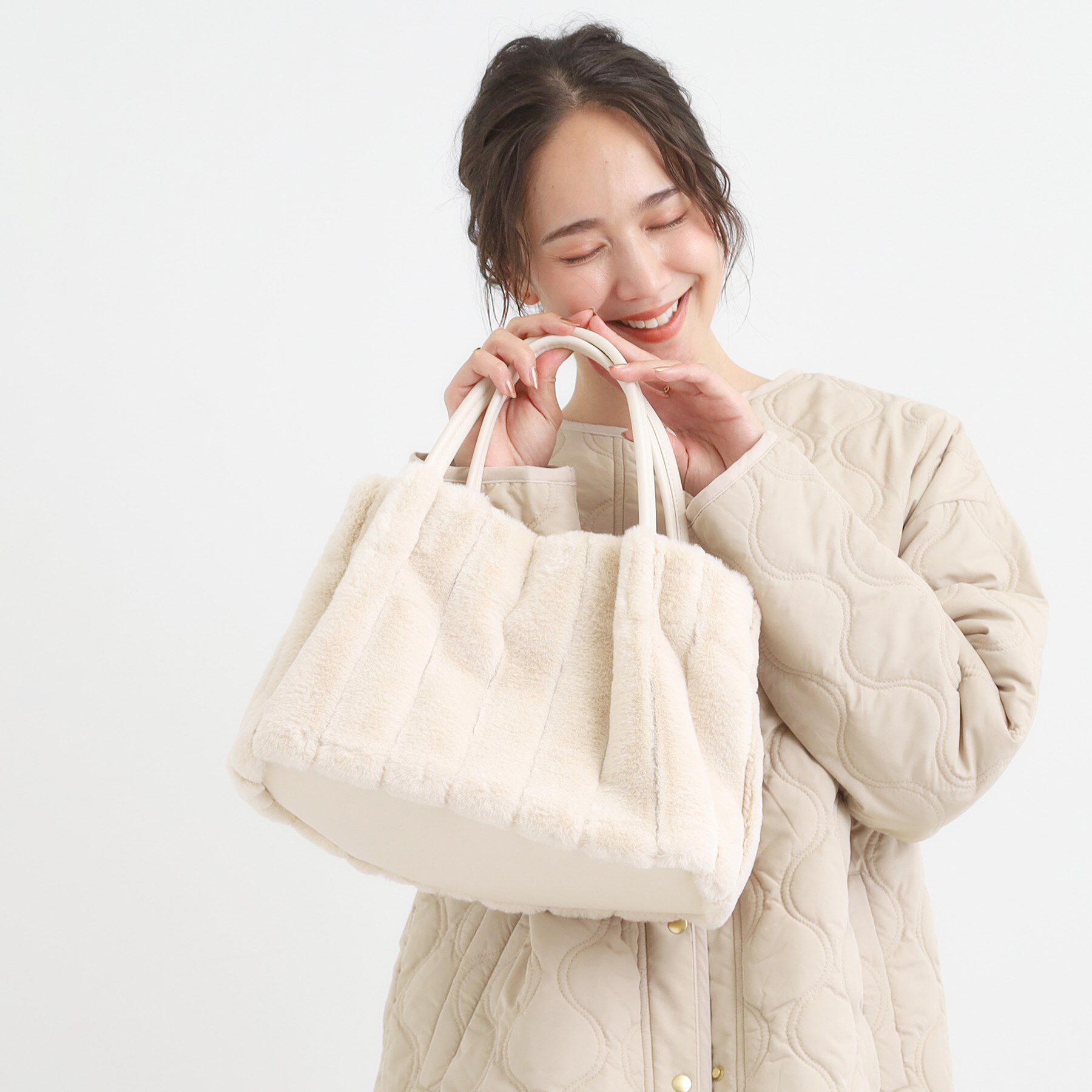 SHOO･LA･RUE「【高レビュー/2WAY】きれい見えで上品な ストライプファートートバッグ」|トートバッグ|アイボリー(004)