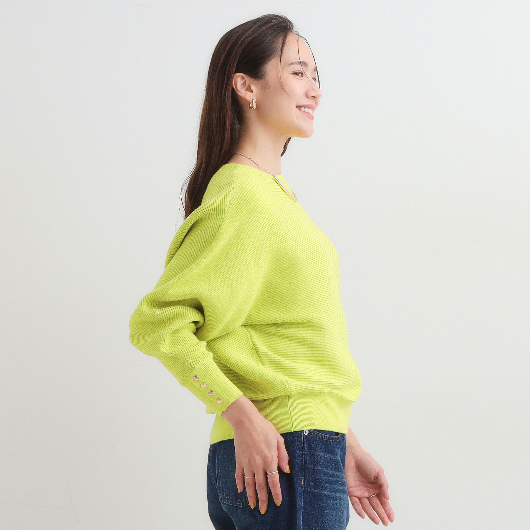 SHOO･LA･RUE「【洗濯機可/体型カバー】お袖ボタン リブドルマンニット」|ニット・セーター|