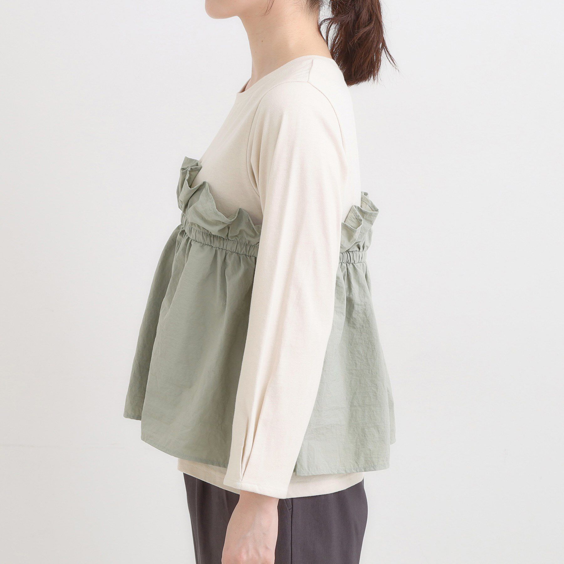 SHOO･LA･RUE「【洗濯機可/S-LL】1枚で華やか フリルドッキングトップス」|Tシャツ・カットソー|