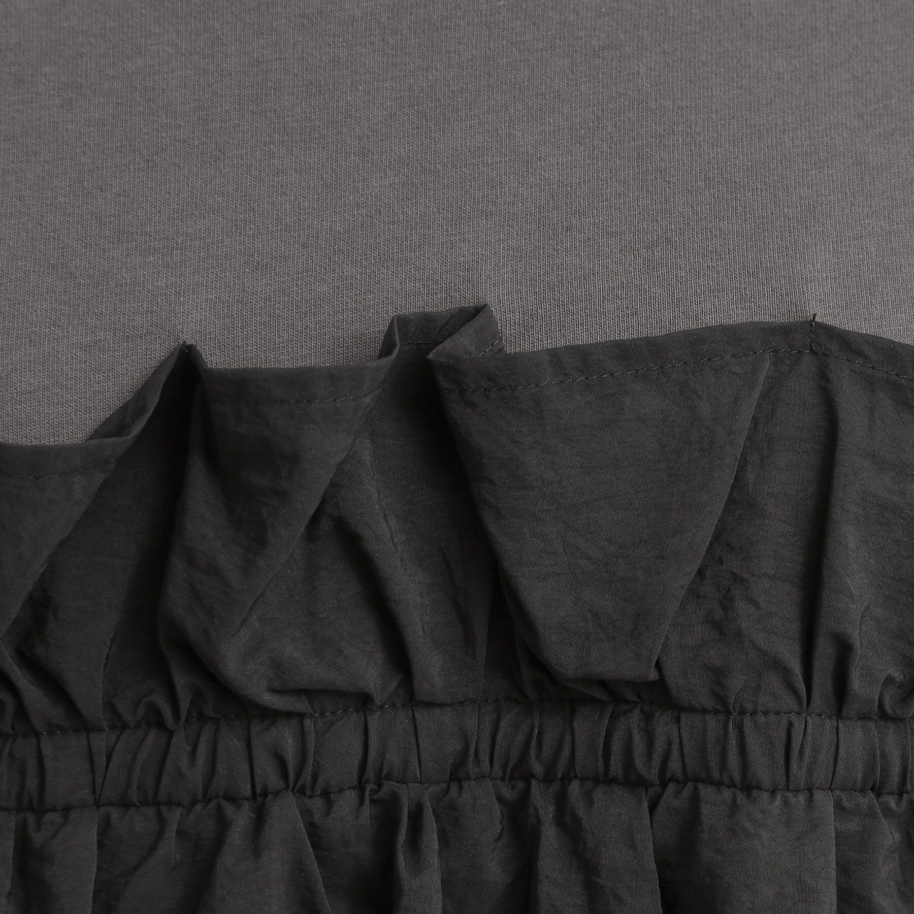 SHOO･LA･RUE「【洗濯機可/S-LL】1枚で華やか フリルドッキングトップス」|Tシャツ・カットソー|